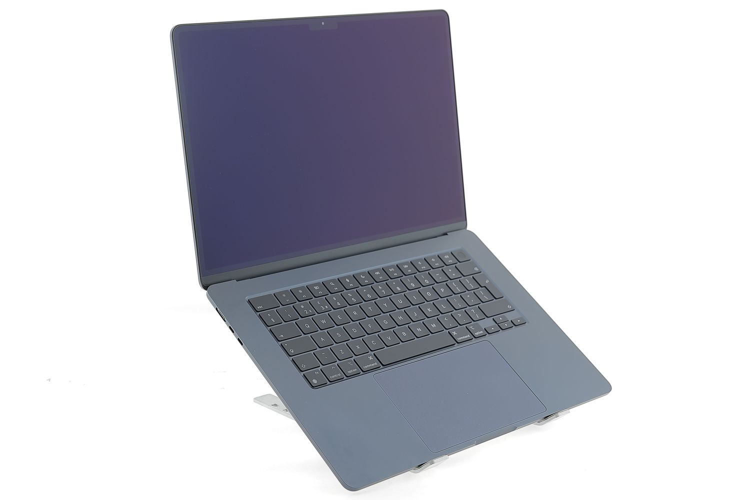 Apple MacBook Air 15″ 2023, M2 8 Cores, 8 GB, 10 core GPU 256 GB Midnight - Ca nou