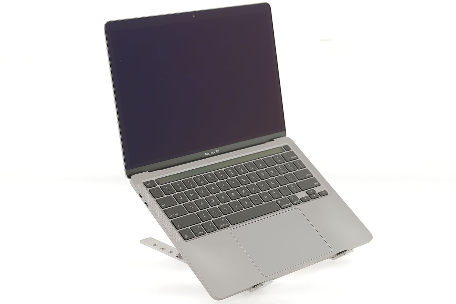 Apple MacBook Pro 13″ Touch Bar 2020, i5 2 GHz, 16 GB, Intel Iris Plus Graphics 512 GB Space Gray - Kiváló