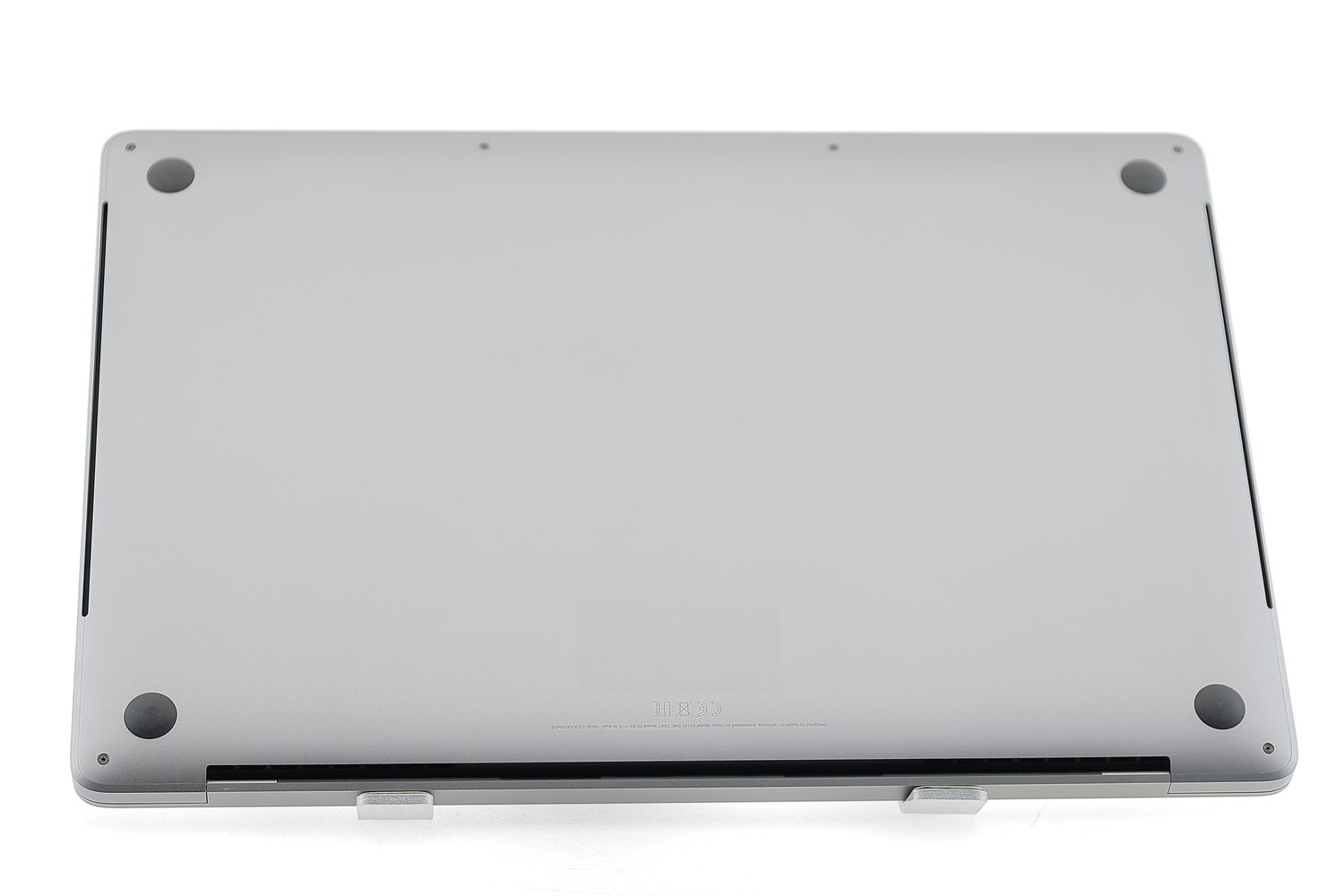 Apple MacBook Pro 16″ Touch Bar 2019, i9 2.3 GHz, 64 GB, AMD Radeon Pro 5500M 1 TB Space Gray - Excelent