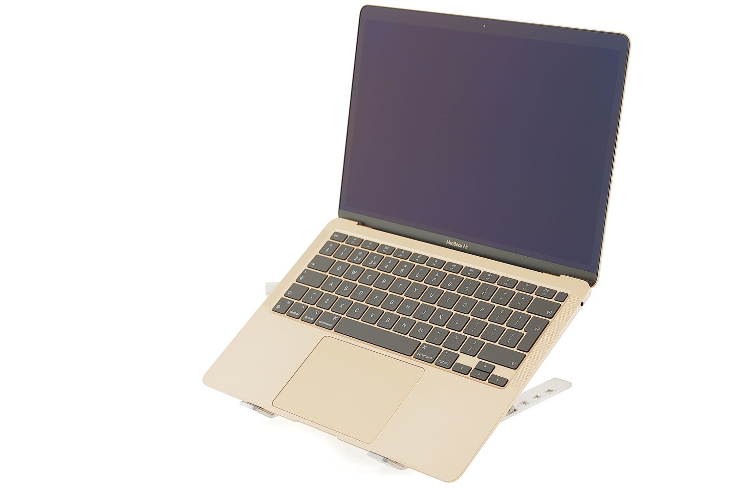 Apple MacBook Air 13″ 2020, i5 1.1 GHz, 8 GB, Intel Iris Plus 256 GB Gold - Като нов