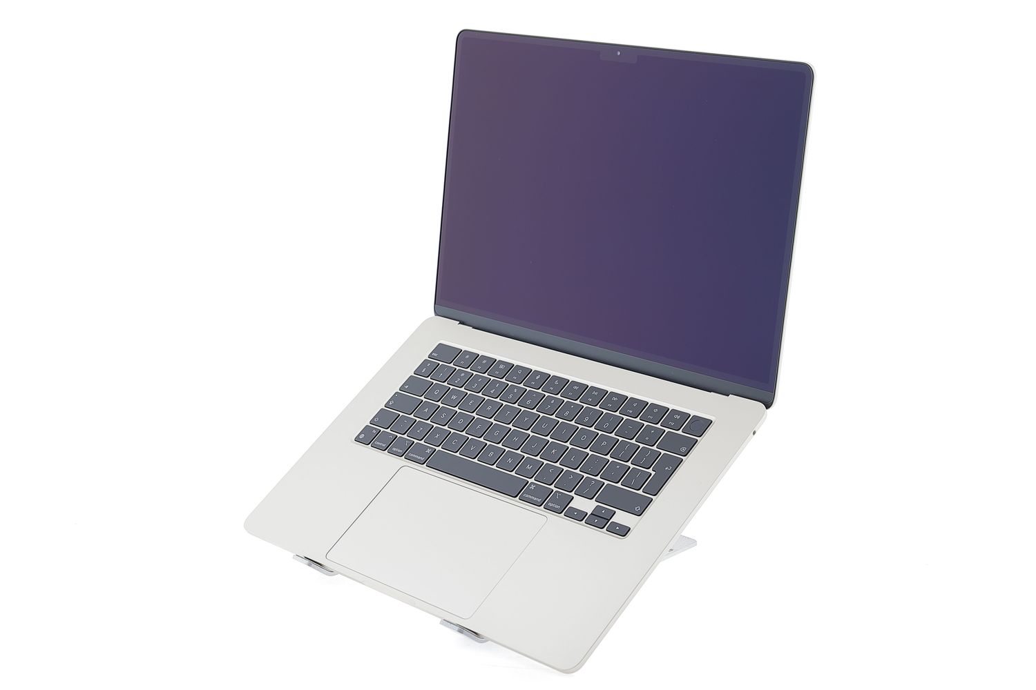 Apple MacBook Air 15″ 2024, M3 8 Cores, 16 GB, 10 core GPU 256 GB Starlight