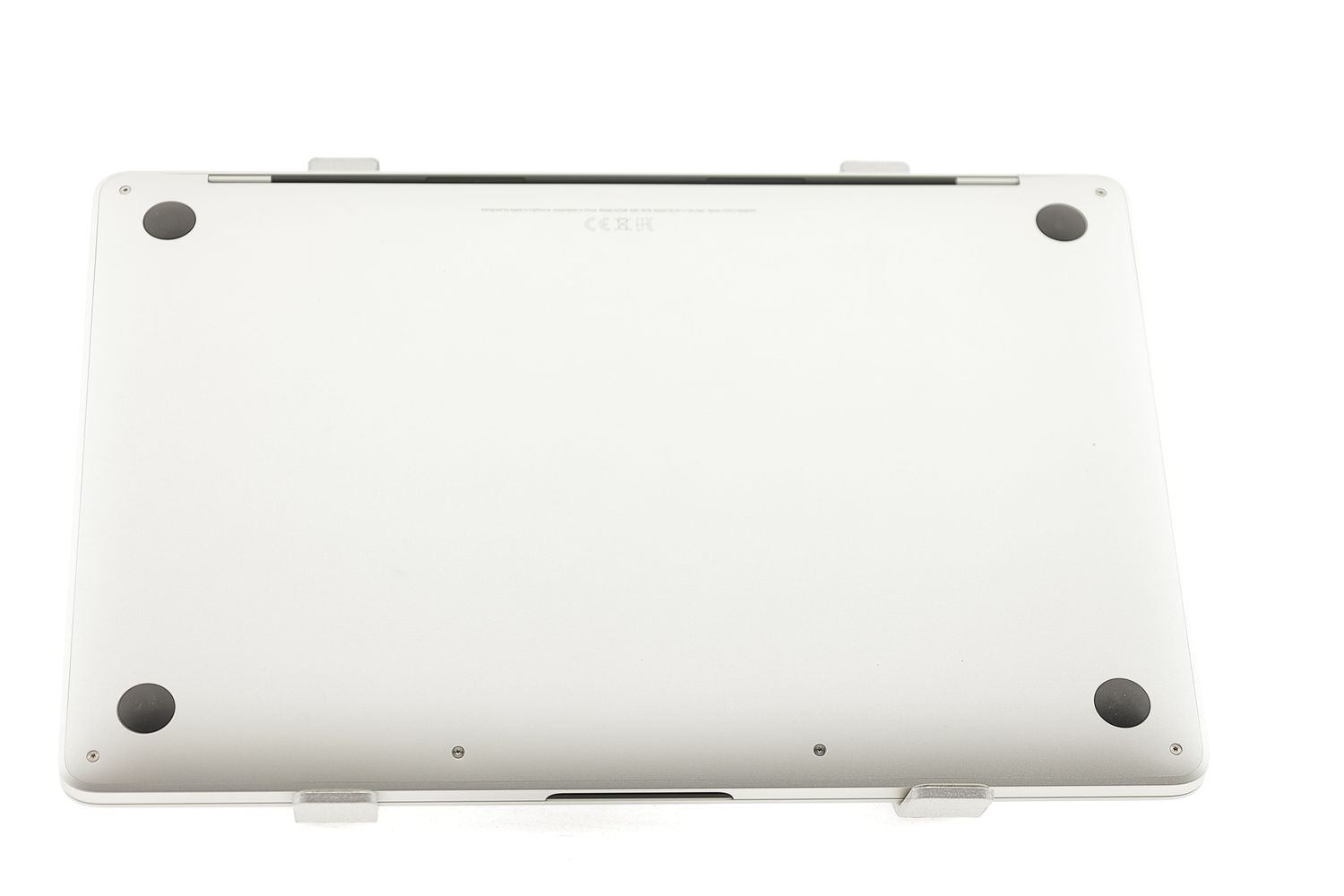 Apple MacBook Pro 13″ 2020, M1 8 Cores, 8 GB, 8 core GPU 512 GB Silver - Като нов