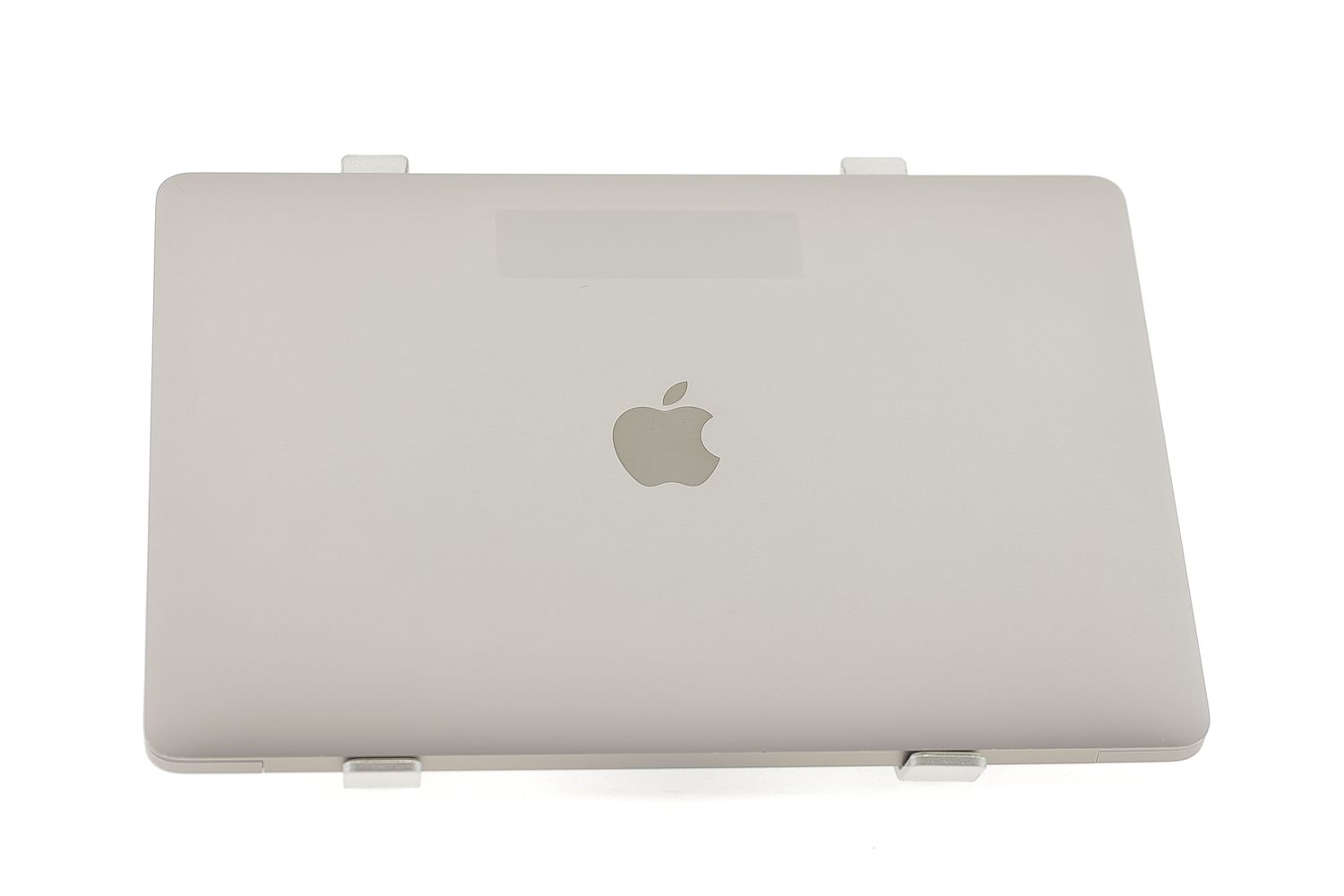 Apple MacBook Air 13″ 2020, M1 8 Cores, 8 GB, 7 core GPU 256 GB Space Gray - Много добро