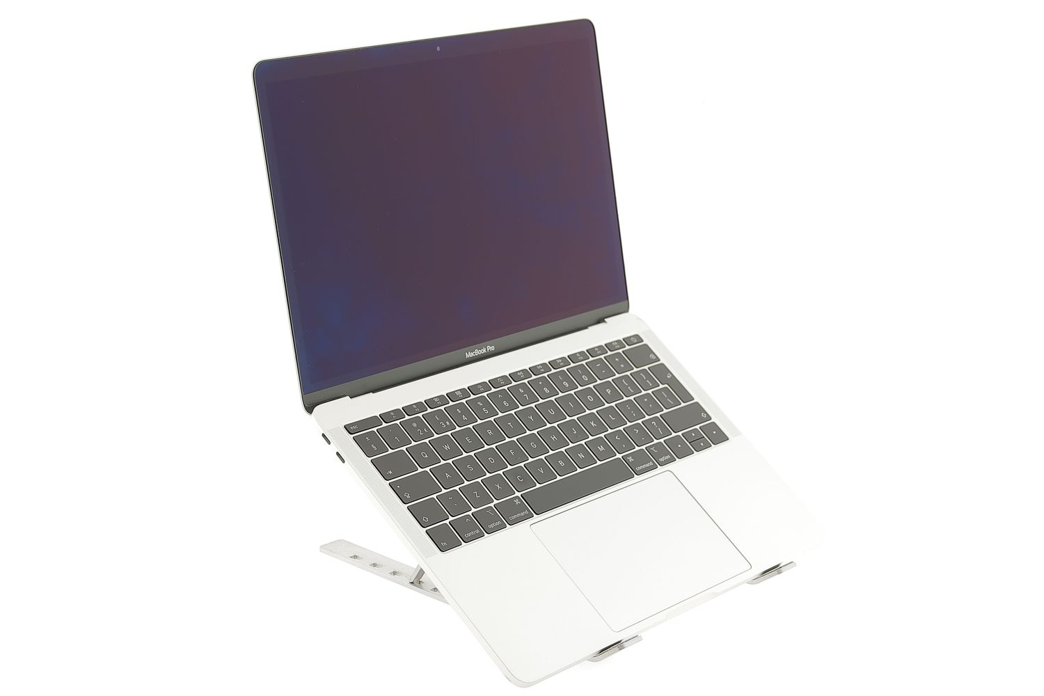Apple MacBook Pro 13″ 2017, i5 2.3 GHz, 8 GB, Intel Iris Plus Graphics 640 128 GB Silver - Jó