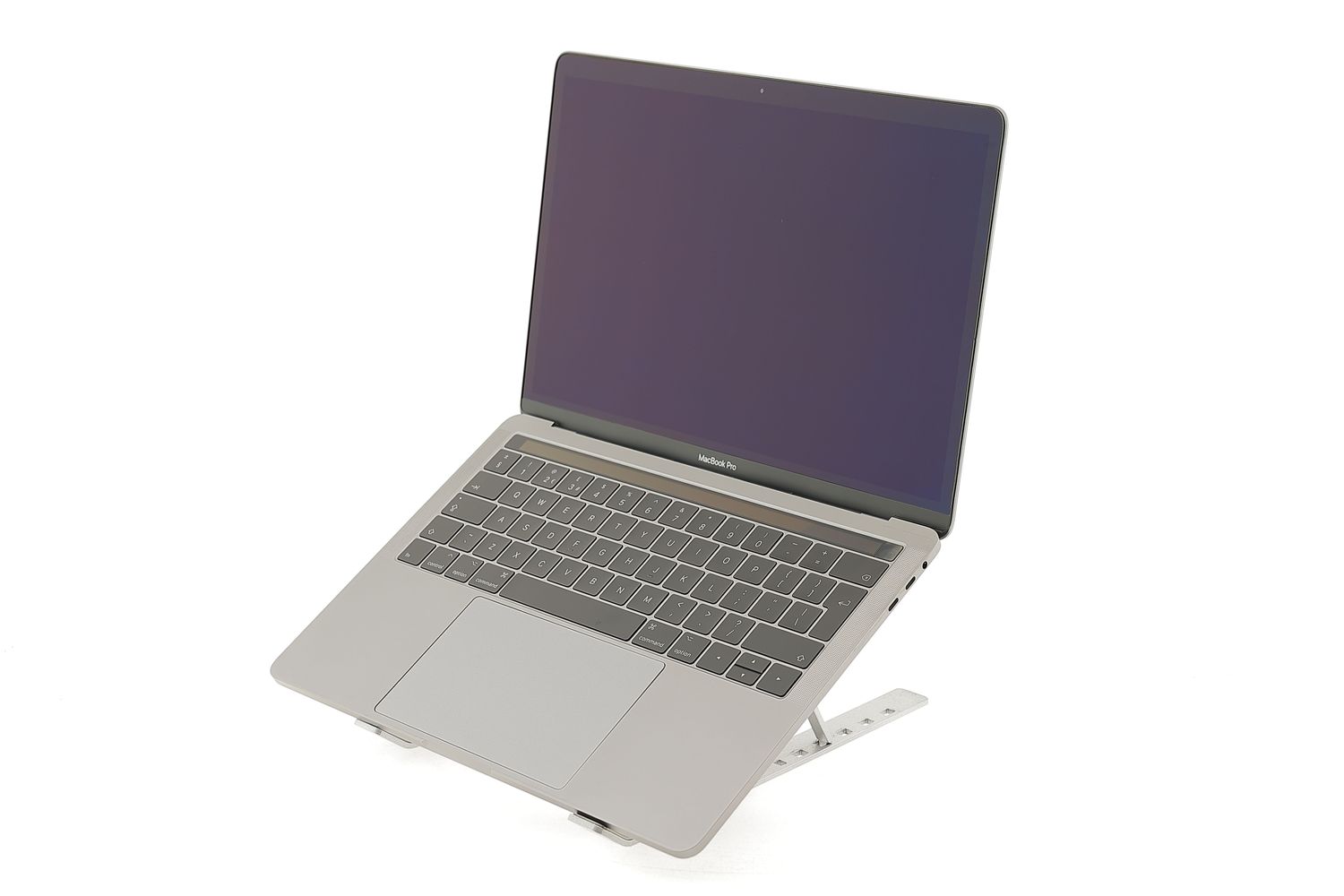 Apple MacBook Pro 13″ Touch Bar 2017, i5 3.1 GHz, 8 GB, Intel Iris Plus Graphics 650 256 GB Space Gray - Nagyon jó