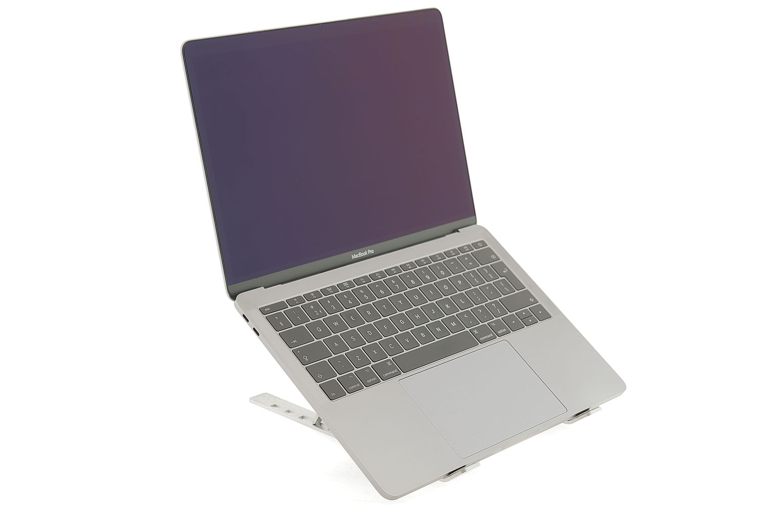 Apple MacBook Pro 13″ 2017, i5 2.3 GHz, 8 GB, Intel Iris Plus Graphics 640 128 GB Space Gray - Отлично