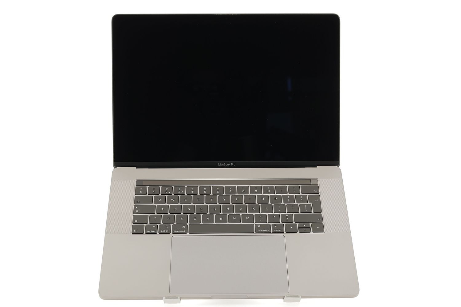 Apple MacBook Pro 15″ Touch Bar 2017, i7 2.8 GHz, 16 GB, AMD Radeon Pro 555 1 TB Space Gray - Foarte bun