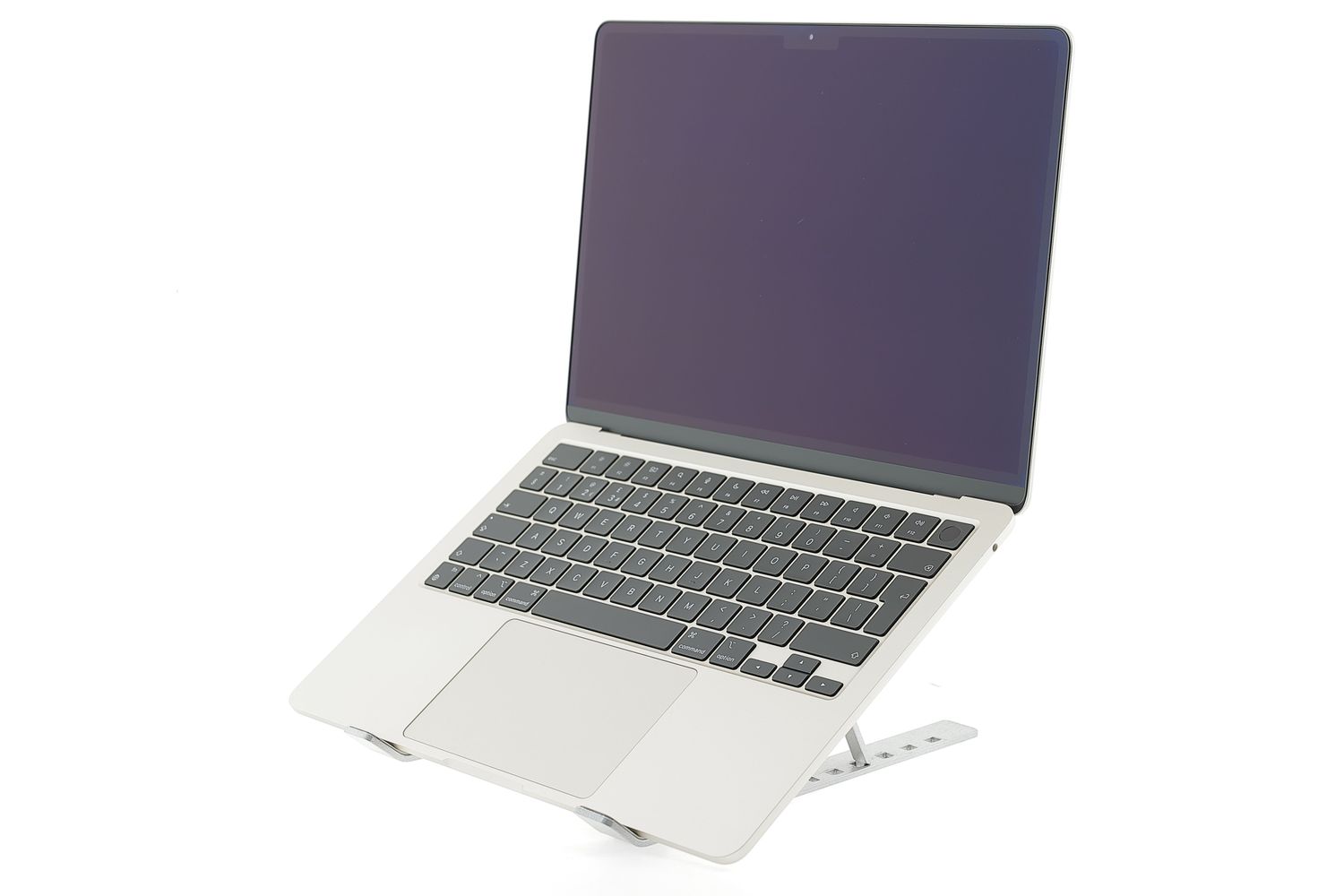 Apple MacBook Air 13″ 2022, M2 8 Cores, 8 GB, 8 core GPU 256 GB Starlight - Като нов