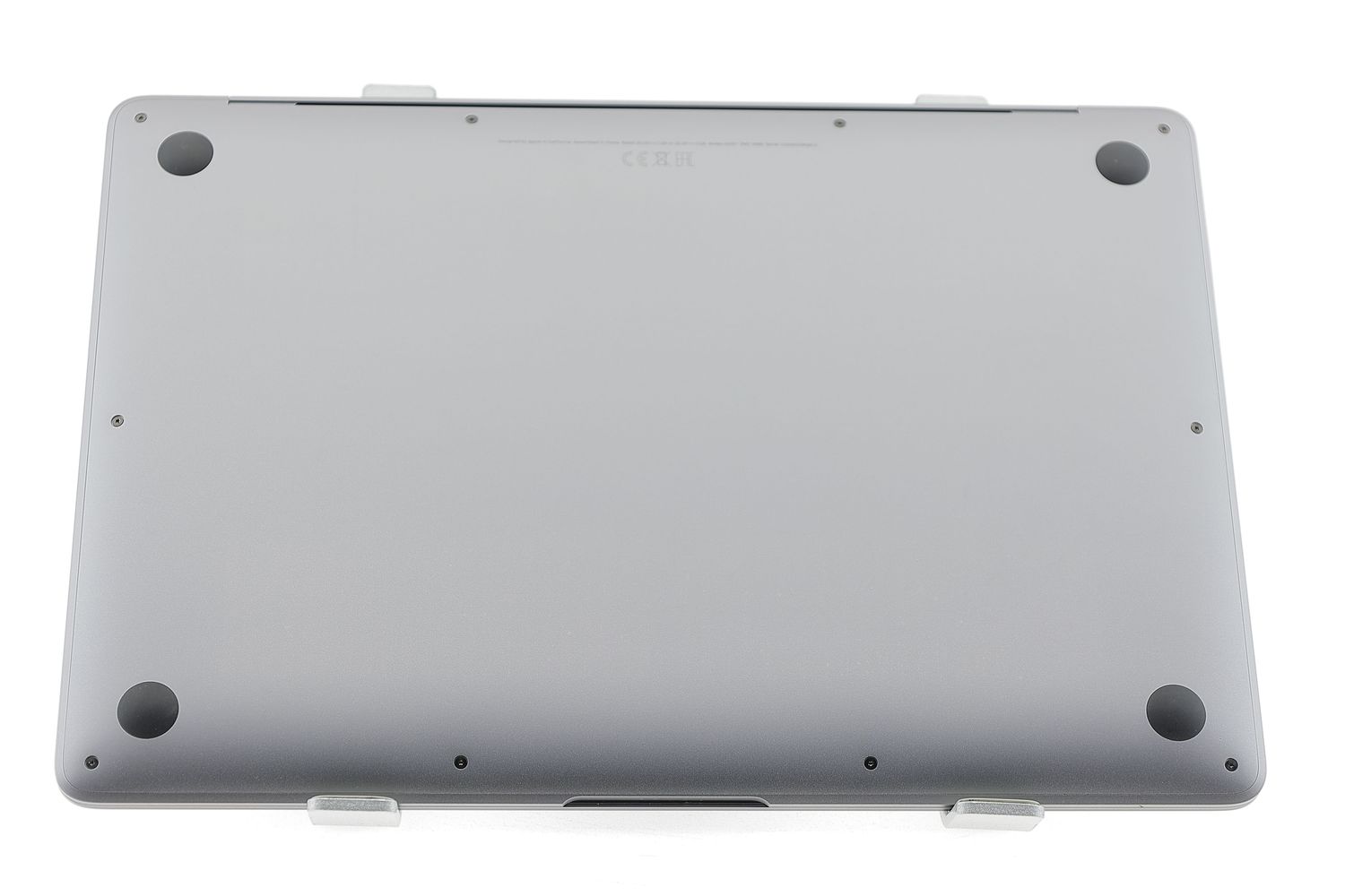 Apple MacBook Air 13″ 2020, M1 8 Cores, 8 GB, 8 core GPU 512 GB Space Gray