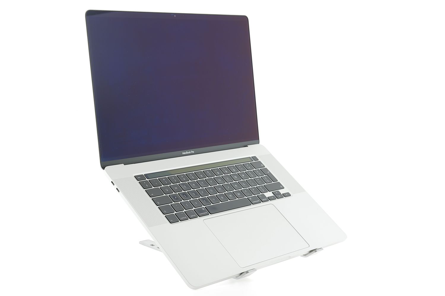 Apple MacBook Pro 16″ Touch Bar 2019, i7 2.6 GHz, 16 GB, AMD Radeon Pro 5300M 512 GB Silver - Πολύ καλό