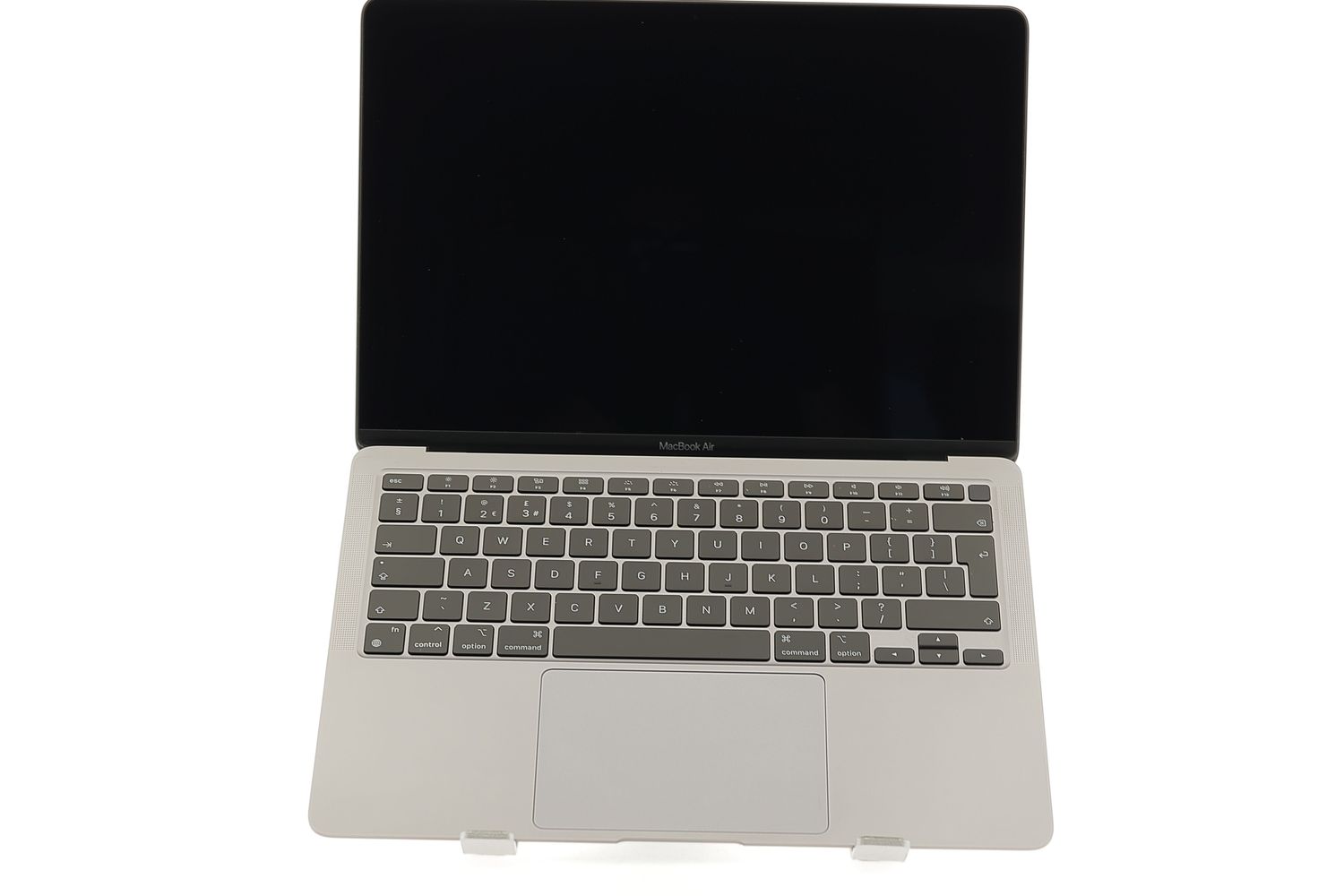 Apple MacBook Air 13″ 2020, i5 1.1 GHz, 8 GB, Intel Iris Plus 256 GB Space Gray - Újszerű