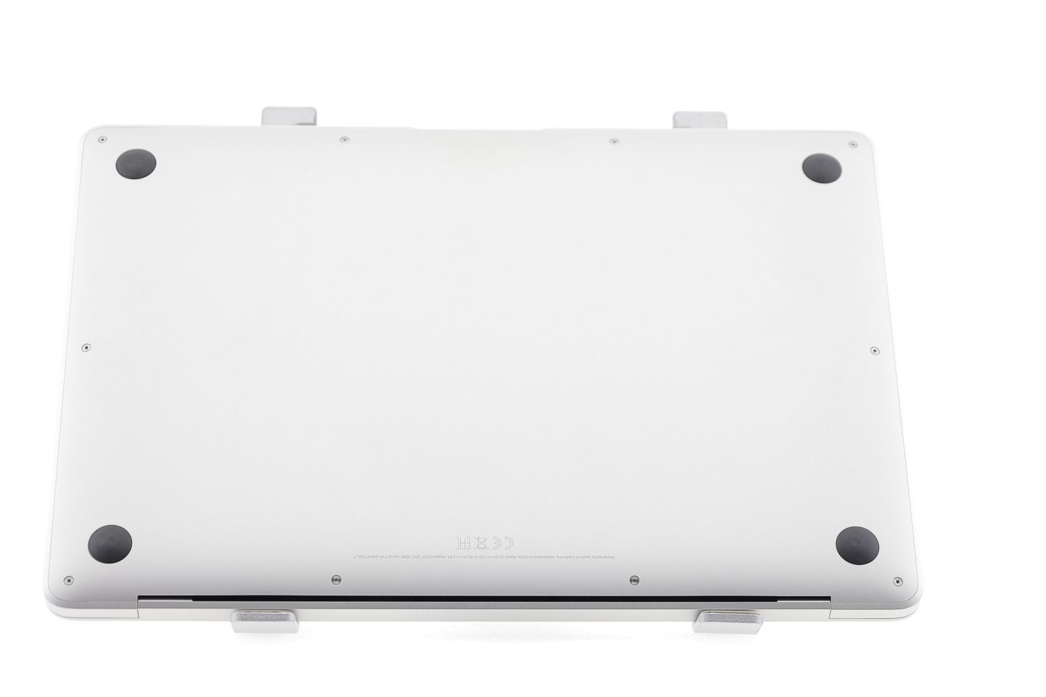 Apple MacBook Air 13″ 2020, M1 8 Cores, 8 GB, 7 core GPU, Silver