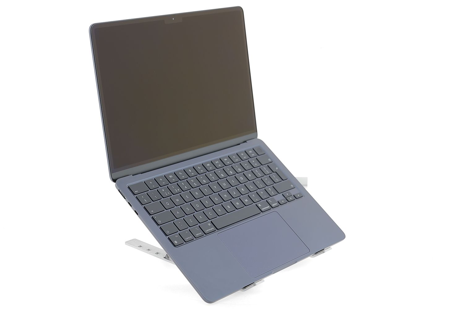 Apple MacBook Air 13″ 2022, M2 8 Cores, 8 GB, 10 core GPU 512 GB Midnight