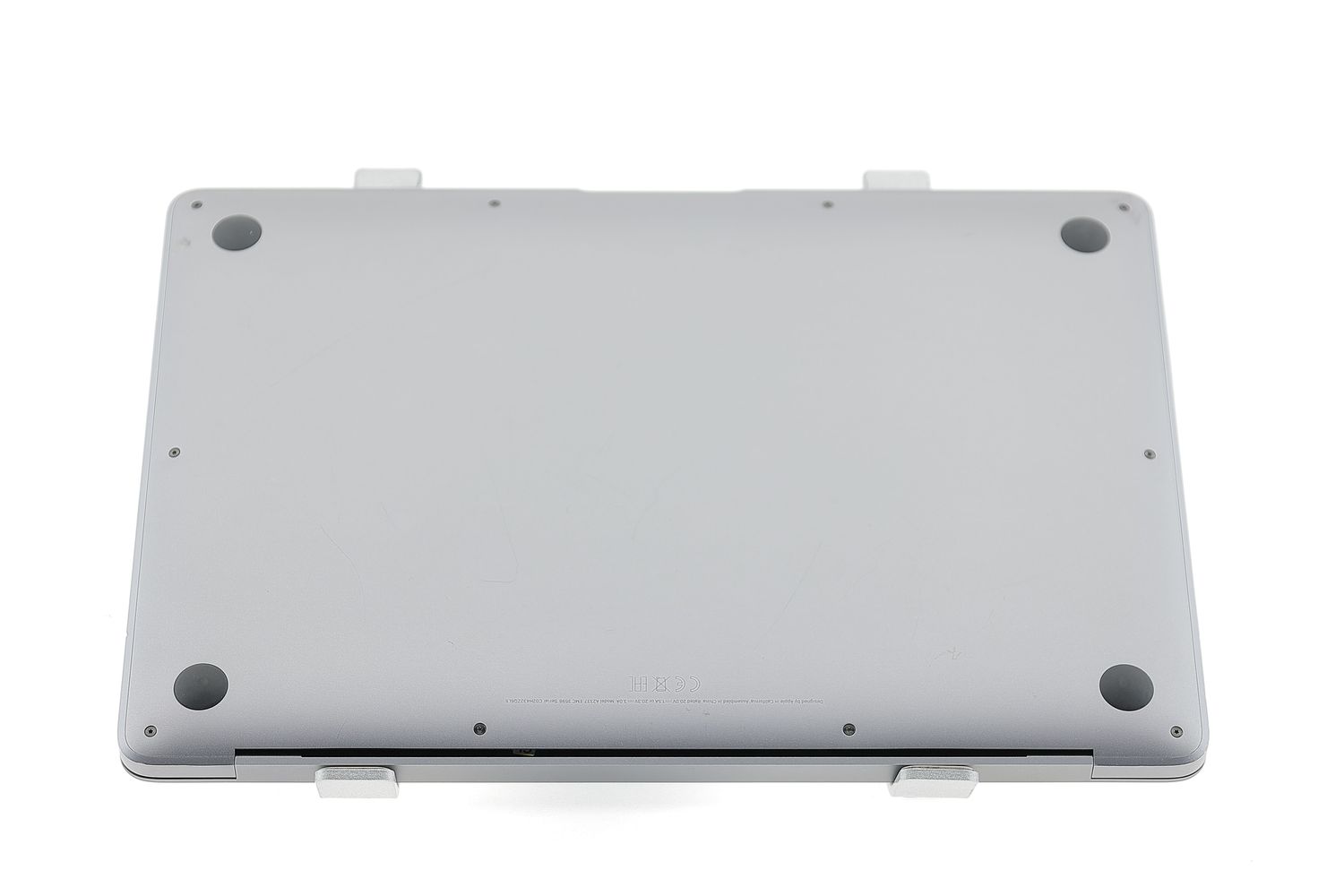 Apple MacBook Air 13″ 2020, M1 8 Cores, 8 GB, 8 core GPU 512 GB Space Gray - Отлично