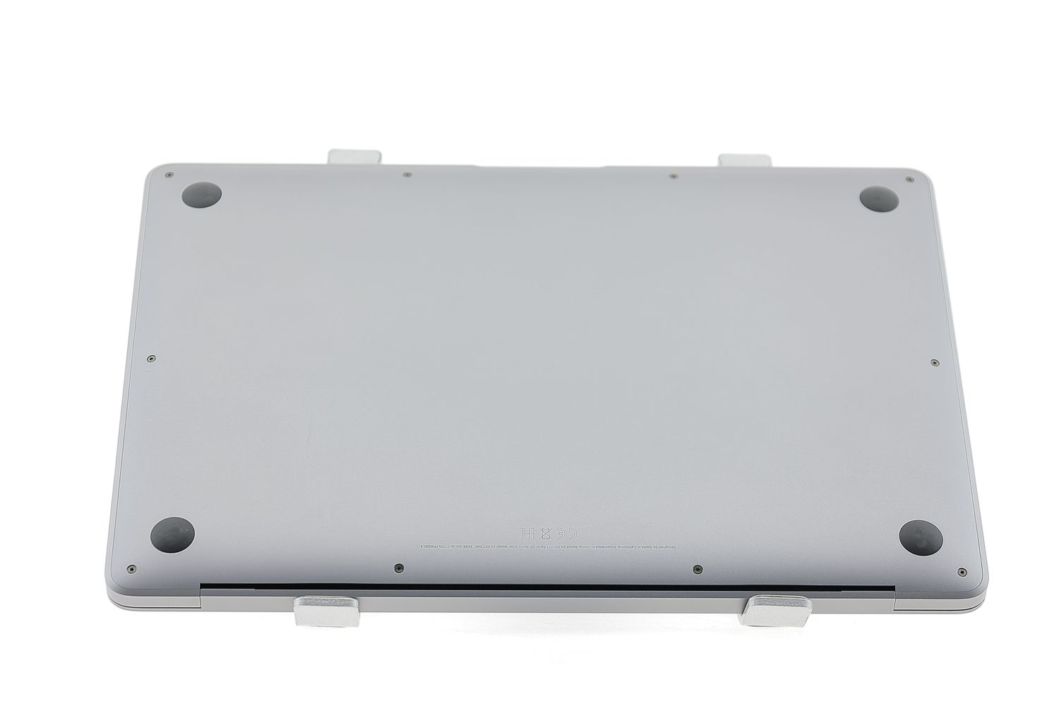 Apple MacBook Air 13″ 2020, M1 8 Cores, 8 GB, 7 core GPU 256 GB Space Gray - Като нов