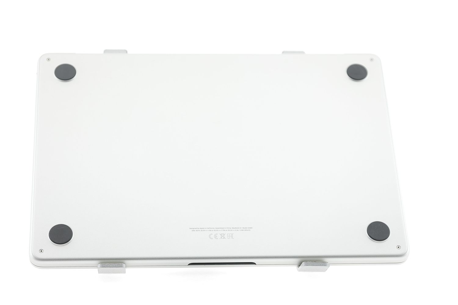 Apple MacBook Air 13″ 2022, M2 8 Cores, 8 GB, 10 core GPU 512 GB Silver - Ca nou