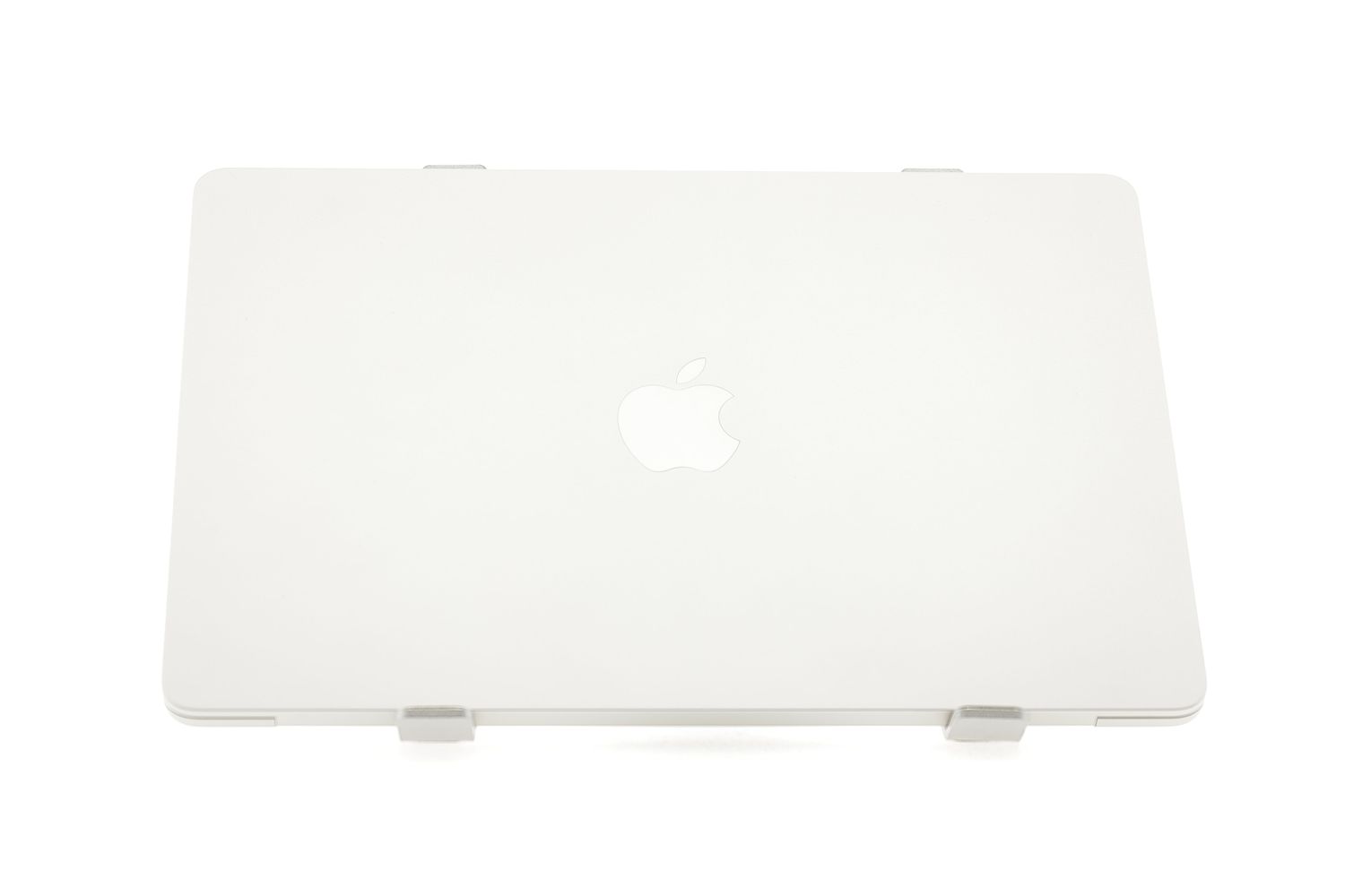 Apple MacBook Air 13″ 2022, M2 8 Cores, 8 GB, 8 core GPU 256 GB Silver - Újszerű