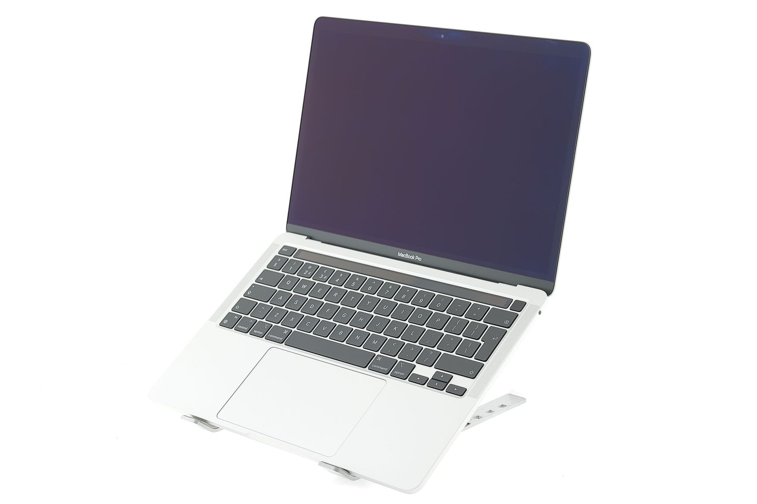 Apple MacBook Pro 13″ 2020, M1 8 Cores, 8 GB, 8 core GPU 512 GB Silver - Като нов