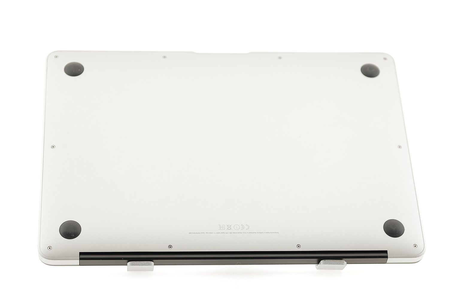 Apple MacBook Air 13″ 2017, i5 1.8 GHz, 8 GB, HD Graphics 6000 128 GB Silver - Πολύ καλό