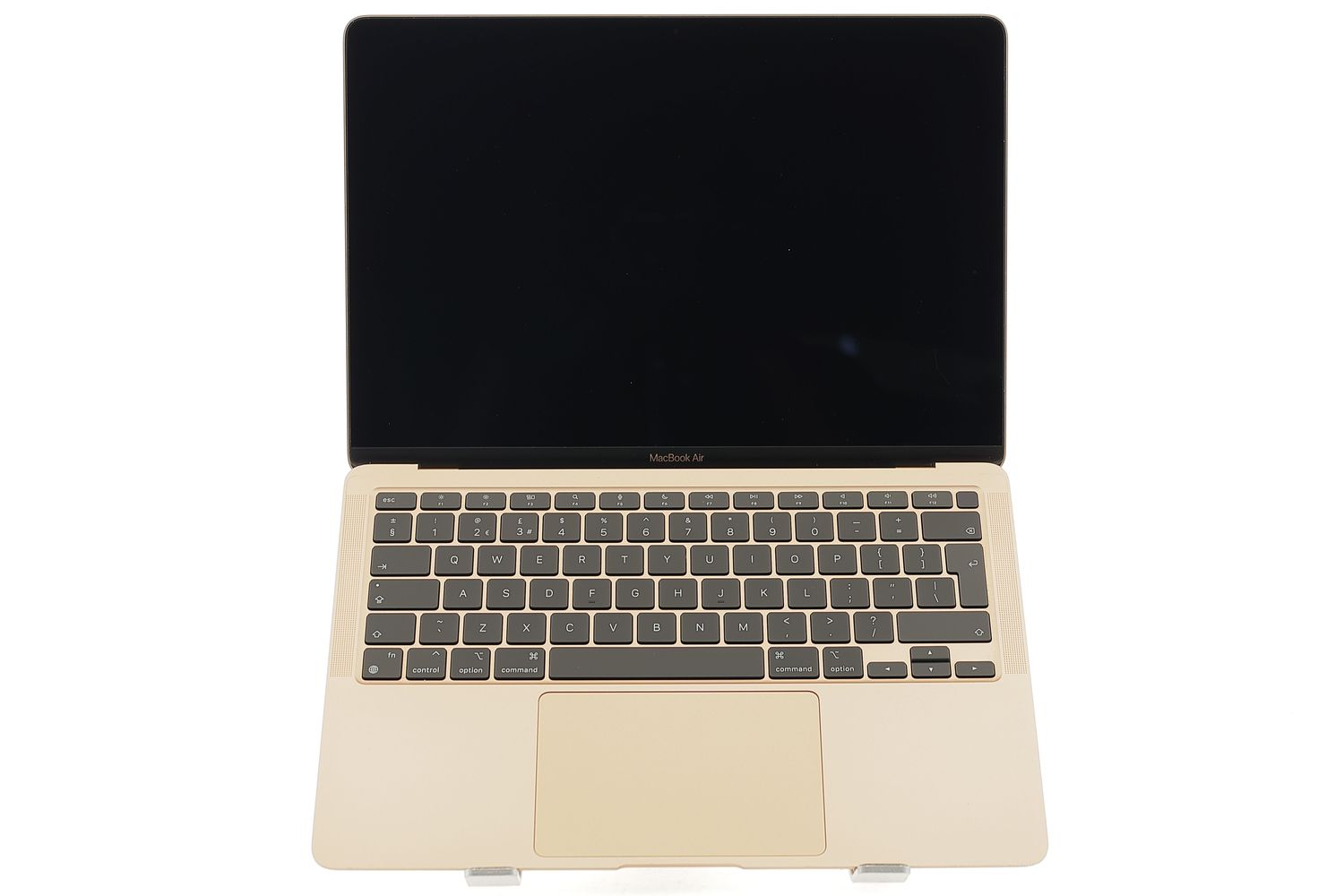 Apple MacBook Air 13″ 2020, M1 8 Cores, 8 GB, 7 core GPU 256 GB Gold - Jó