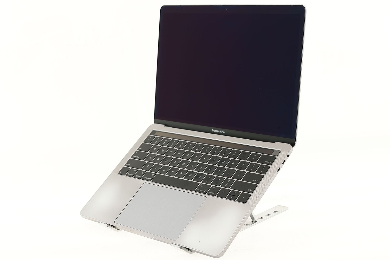 Apple MacBook Pro 13″ Touch Bar 2019, i7 2.8 GHz, 16 GB, Intel Iris Plus Graphics 655 1 TB Space Gray - Kiváló