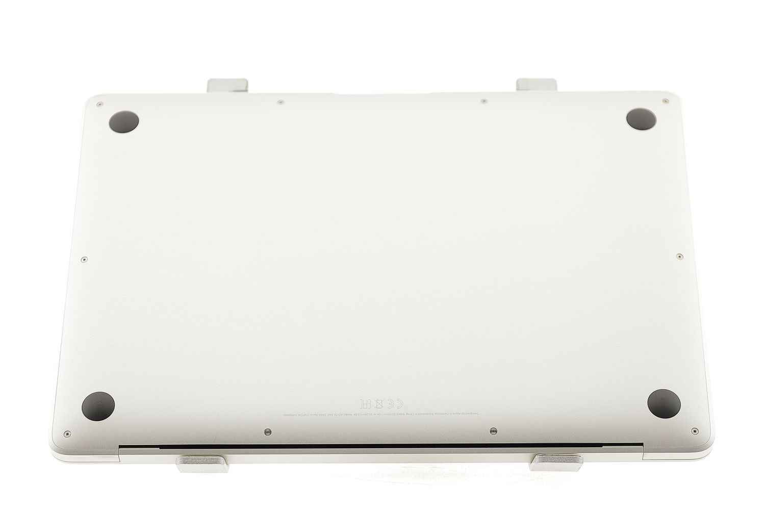 Apple MacBook Air 13″ 2020, i3 1.1 GHz, 8 GB, Intel Iris Plus 256 GB Silver - Ca nou