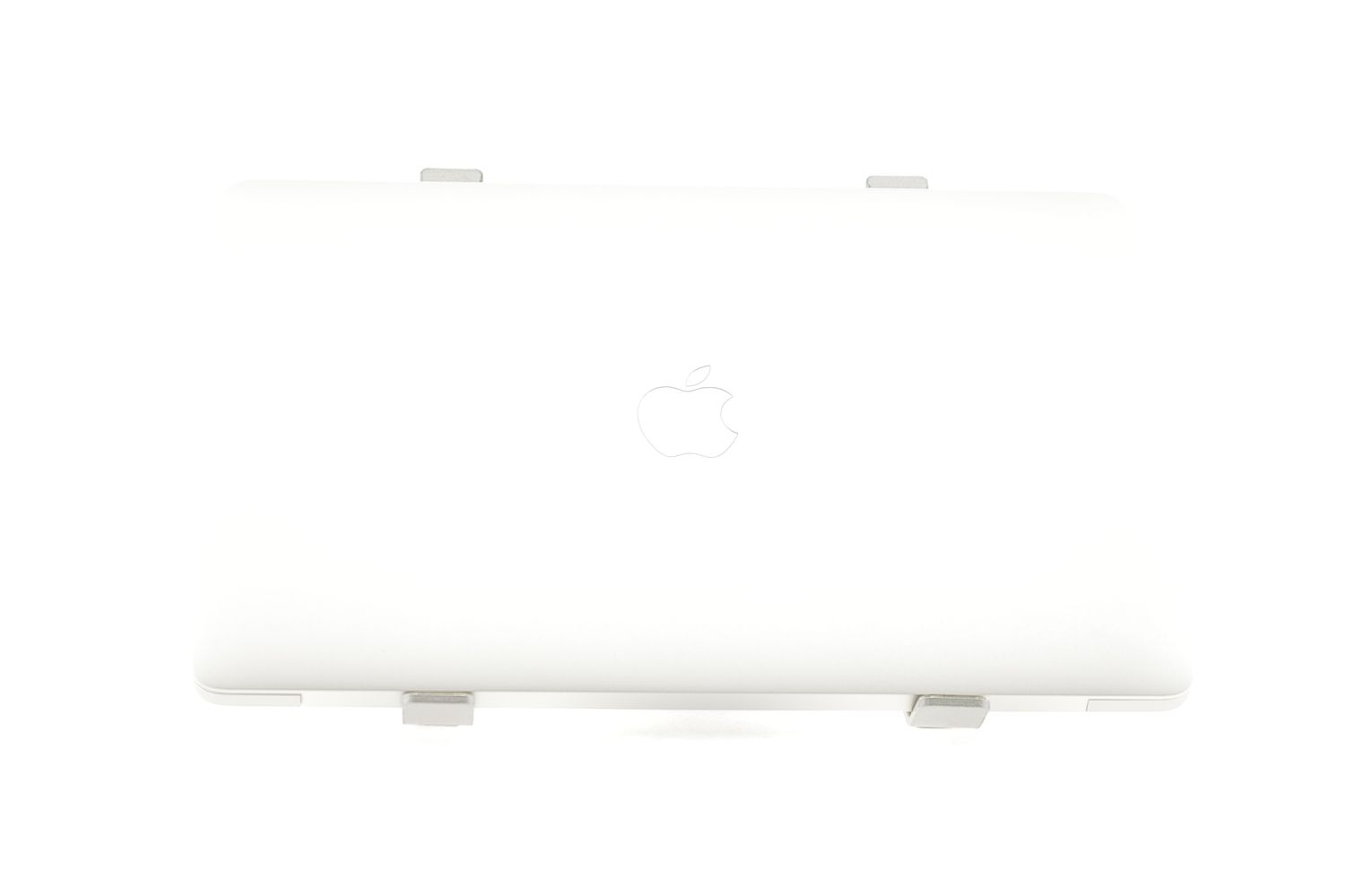 Apple MacBook Air 13″ 2020, M1 8 Cores, 8 GB, 8 core GPU 512 GB Silver - Kiváló