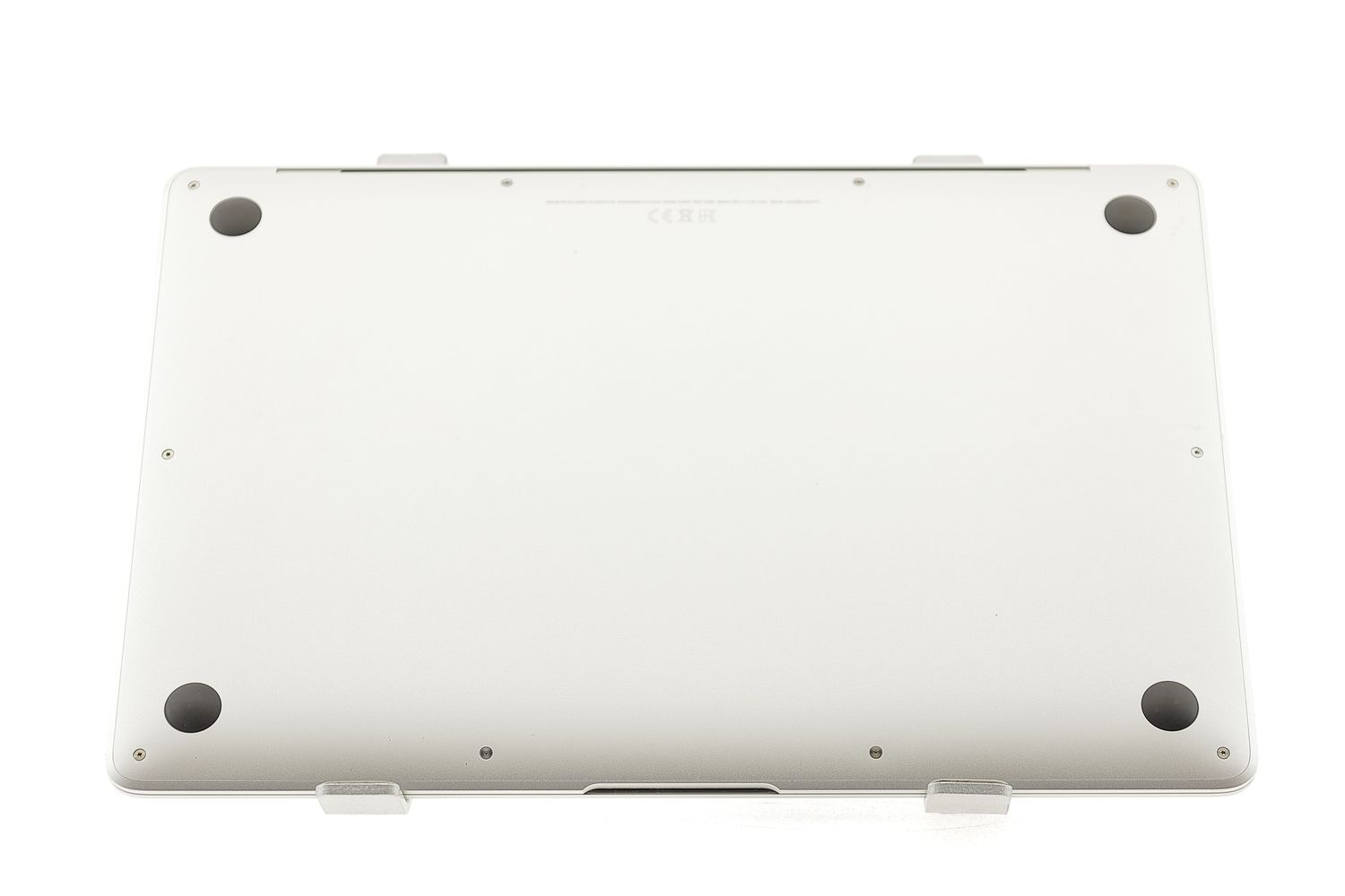 Apple MacBook Air 13″ 2018, i5 1.6 GHz, 8 GB, Intel UHD Graphics 617 128 GB Silver - Nagyon jó