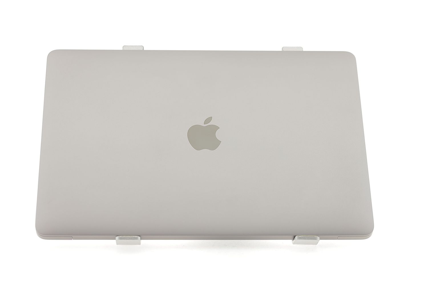 Apple MacBook Pro 13″ Touch Bar 2018, i5 2.3 GHz, 8 GB, Intel Iris Plus Graphics 655 256 GB Space Gray - Като нов