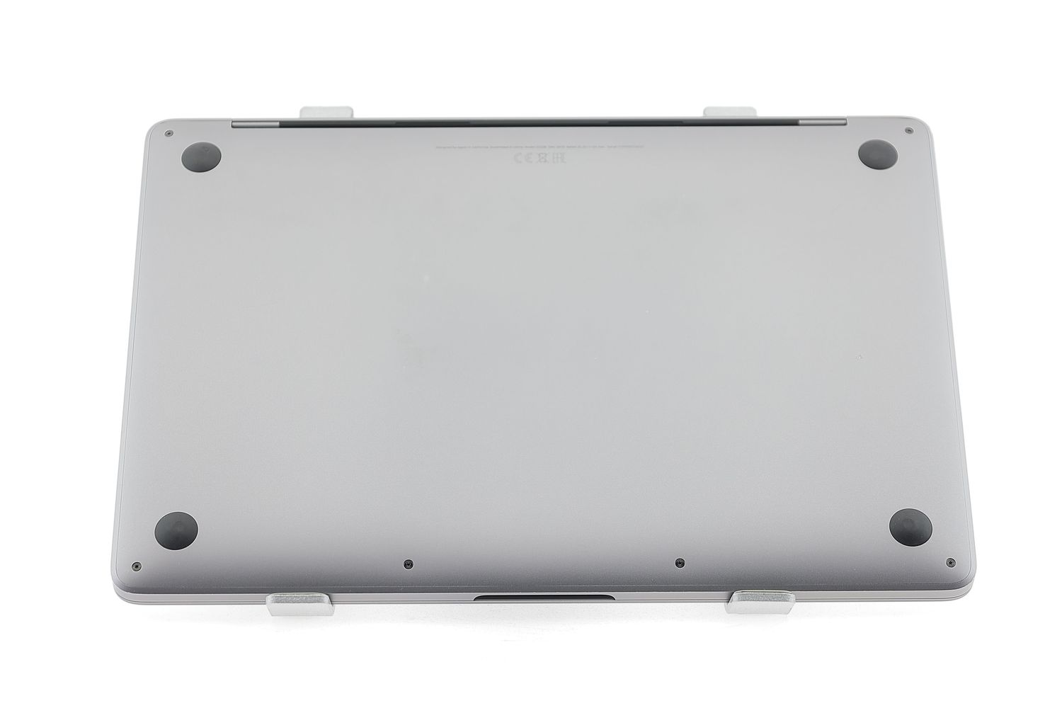 Apple MacBook Pro 13″ 2020, M1 8 Cores, 8 GB, 8 core GPU 512 GB Space Gray