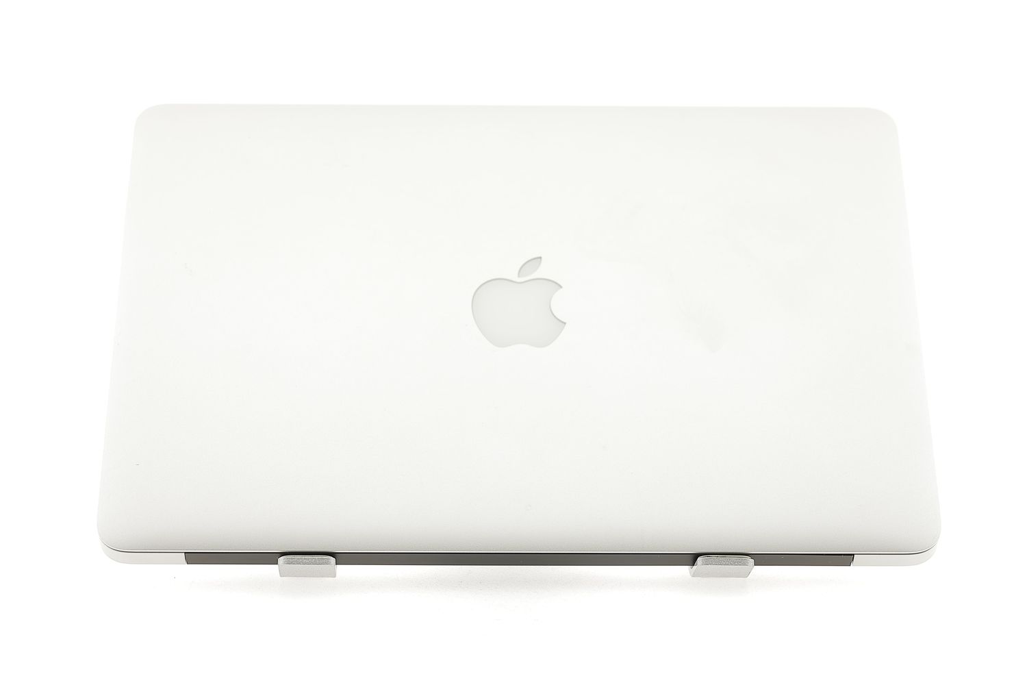 Apple MacBook Air 13″ 2017, i7 2.2 GHz, 8 GB, HD Graphics 6000 512 GB Silver - Като нов