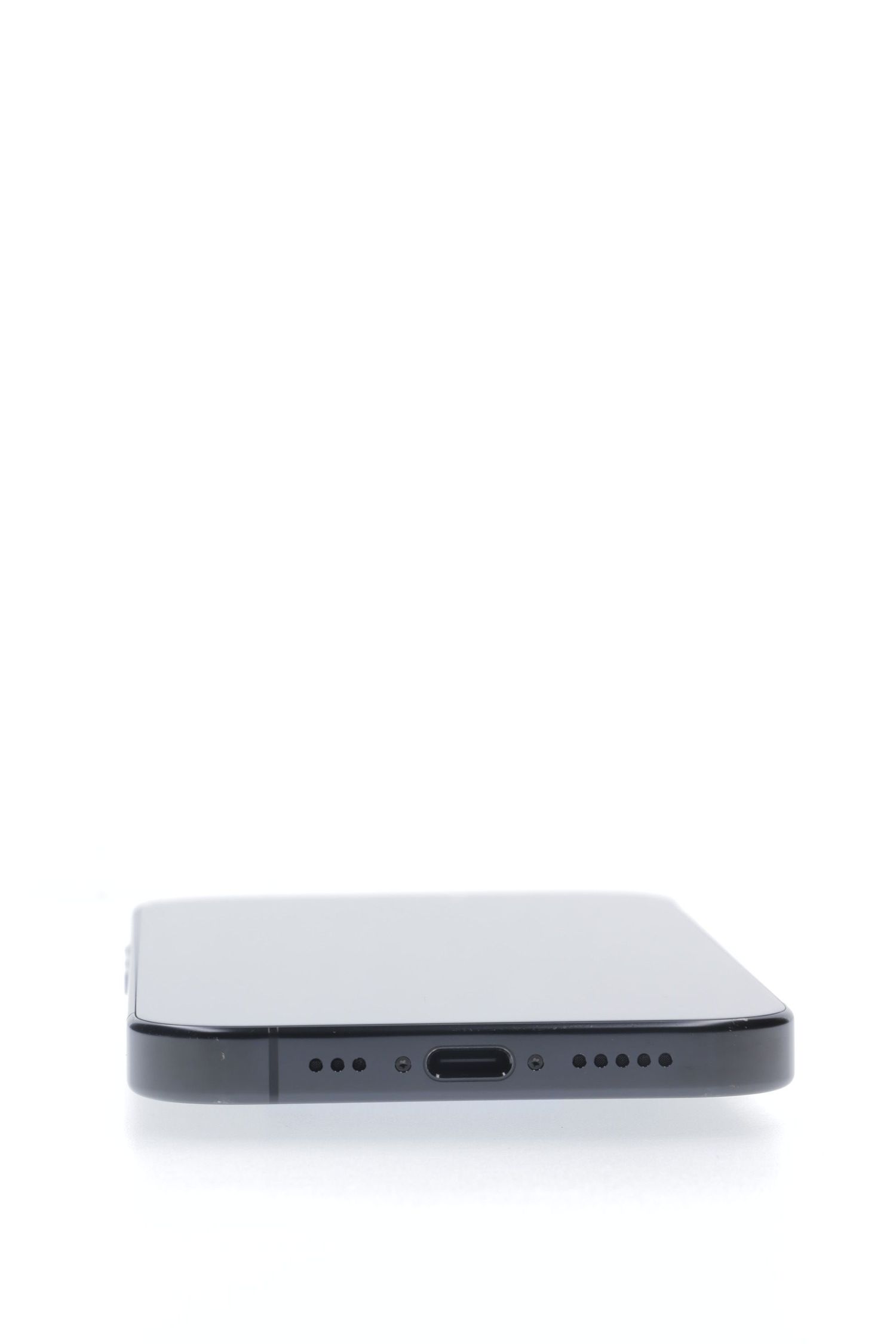 Apple iPhone 16 Pro 1 TB Black Titanium - Újszerű