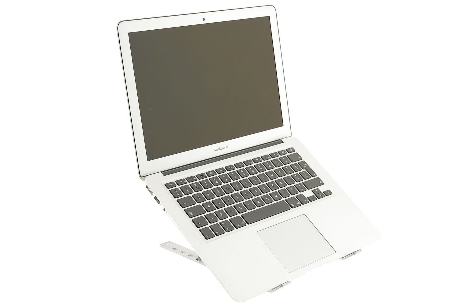 Apple MacBook Air 13″ 2017, i5 1.8 GHz, 8 GB, HD Graphics 6000 128 GB Silver - Excelent