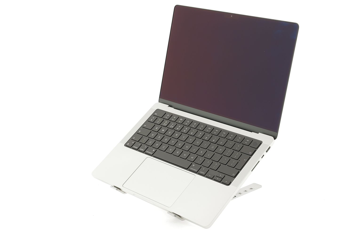 Apple MacBook Pro 14″ 2021, M1 Pro 8 Cores, 16 GB, 14 core GPU 512 GB Silver