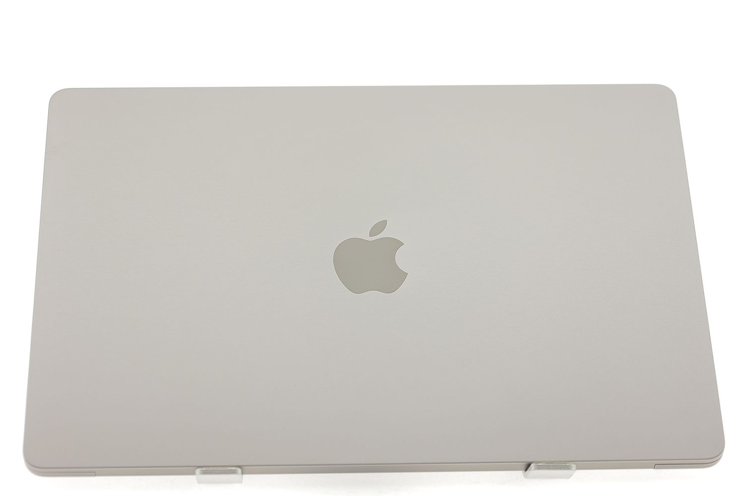 Apple MacBook Air 15″ 2024, M3 8 Cores, 8 GB, 10 core GPU 256 GB Space Gray - Отлично