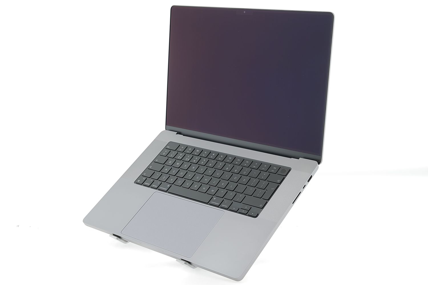 Apple MacBook Pro 16″ 2021, M1 Pro 10 Cores, 16 GB, 16 core GPU 512 GB Space Gray - Като нов