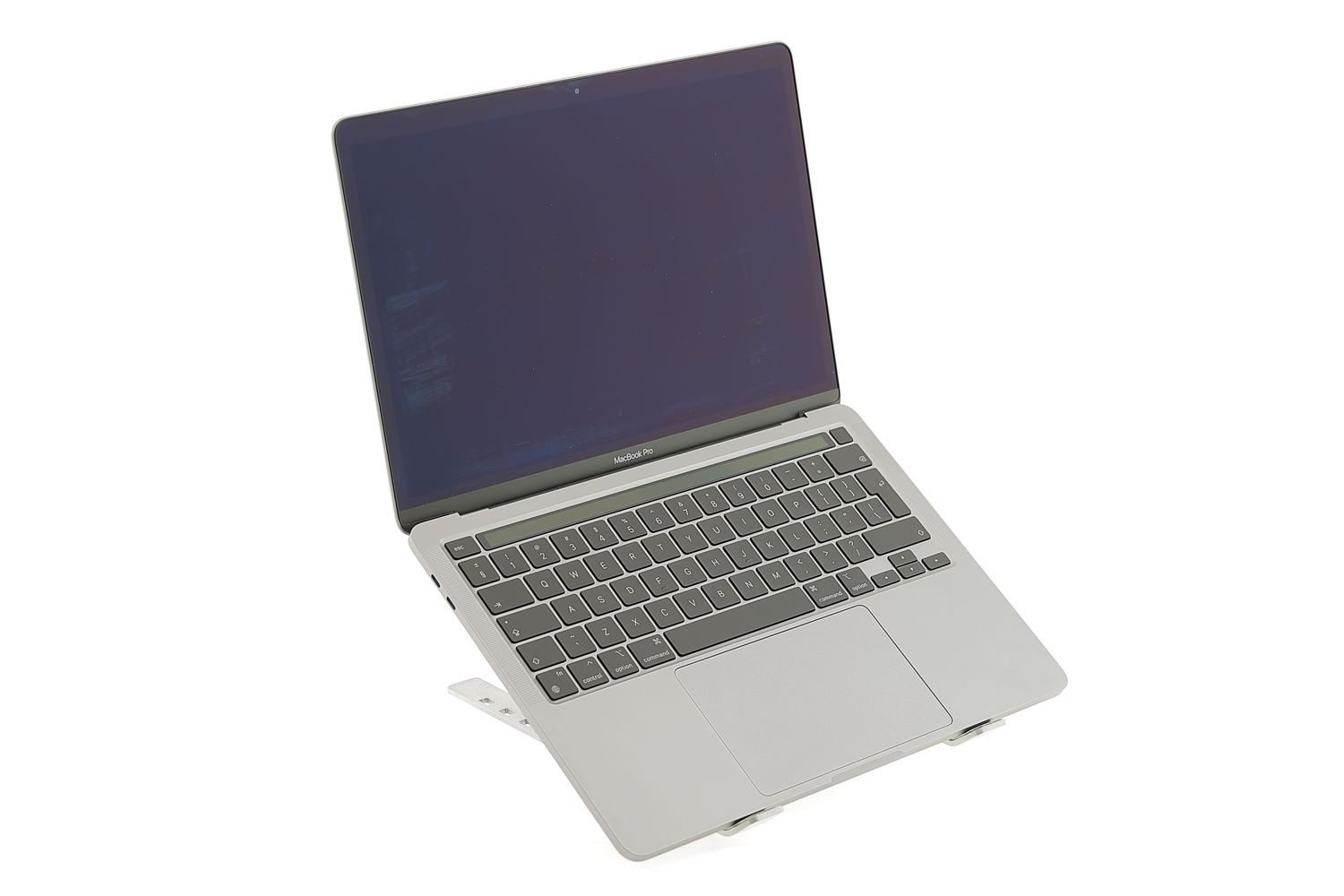 Apple MacBook Pro 13″ 2020, M1 8 Cores, 16 GB, 8 core GPU 256 GB Space Gray - Ca nou