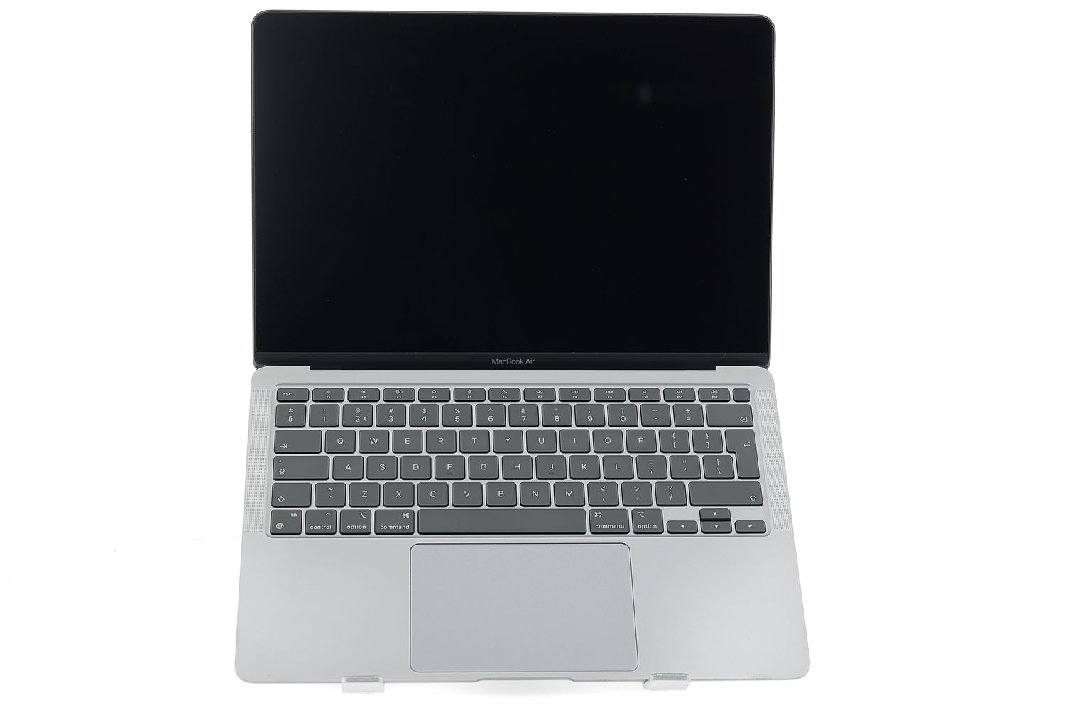 Apple MacBook Air 13″ 2020, M1 8 Cores, 8 GB, 7 core GPU 256 GB Space Gray - Много добро