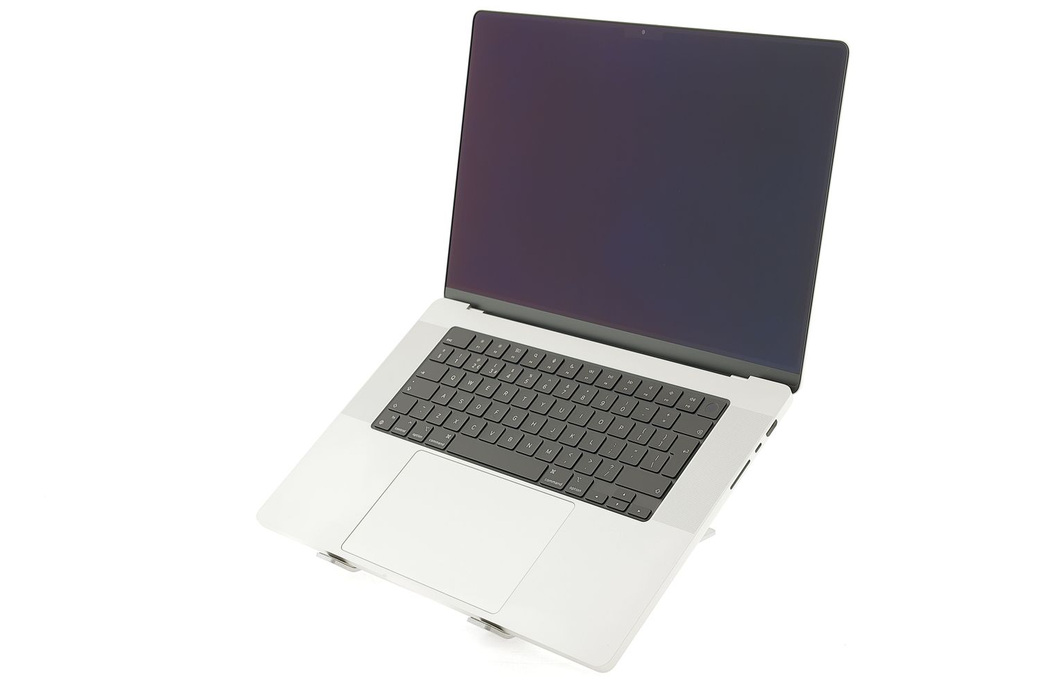 Apple MacBook Pro 16″ 2023, M2 Pro 12 Cores, 16 GB, 19 core GPU 512 GB Silver - Ca nou