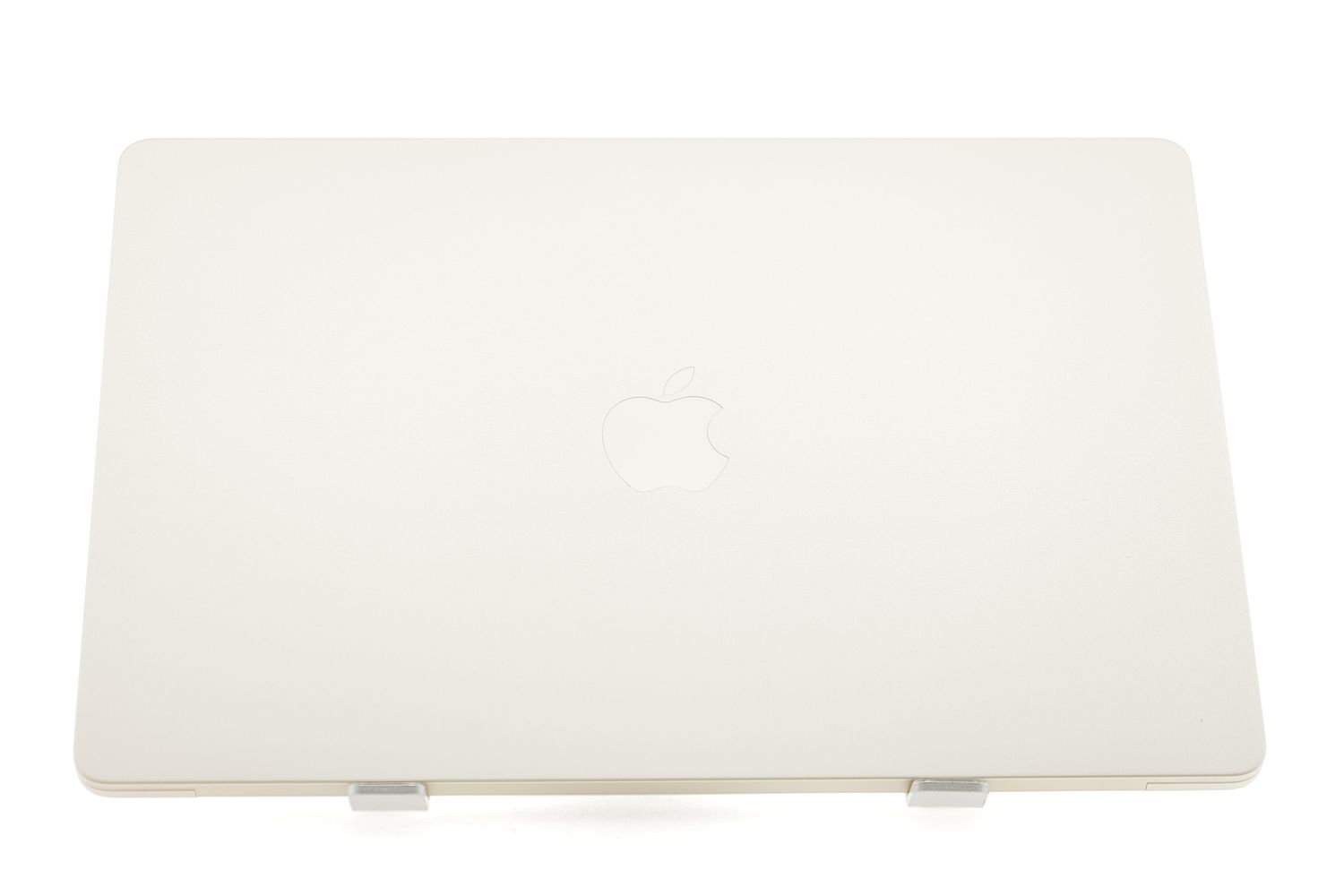 Apple MacBook Air 15″ 2024, M3 8 Cores, 24 GB, 10 core GPU 2 TB Starlight