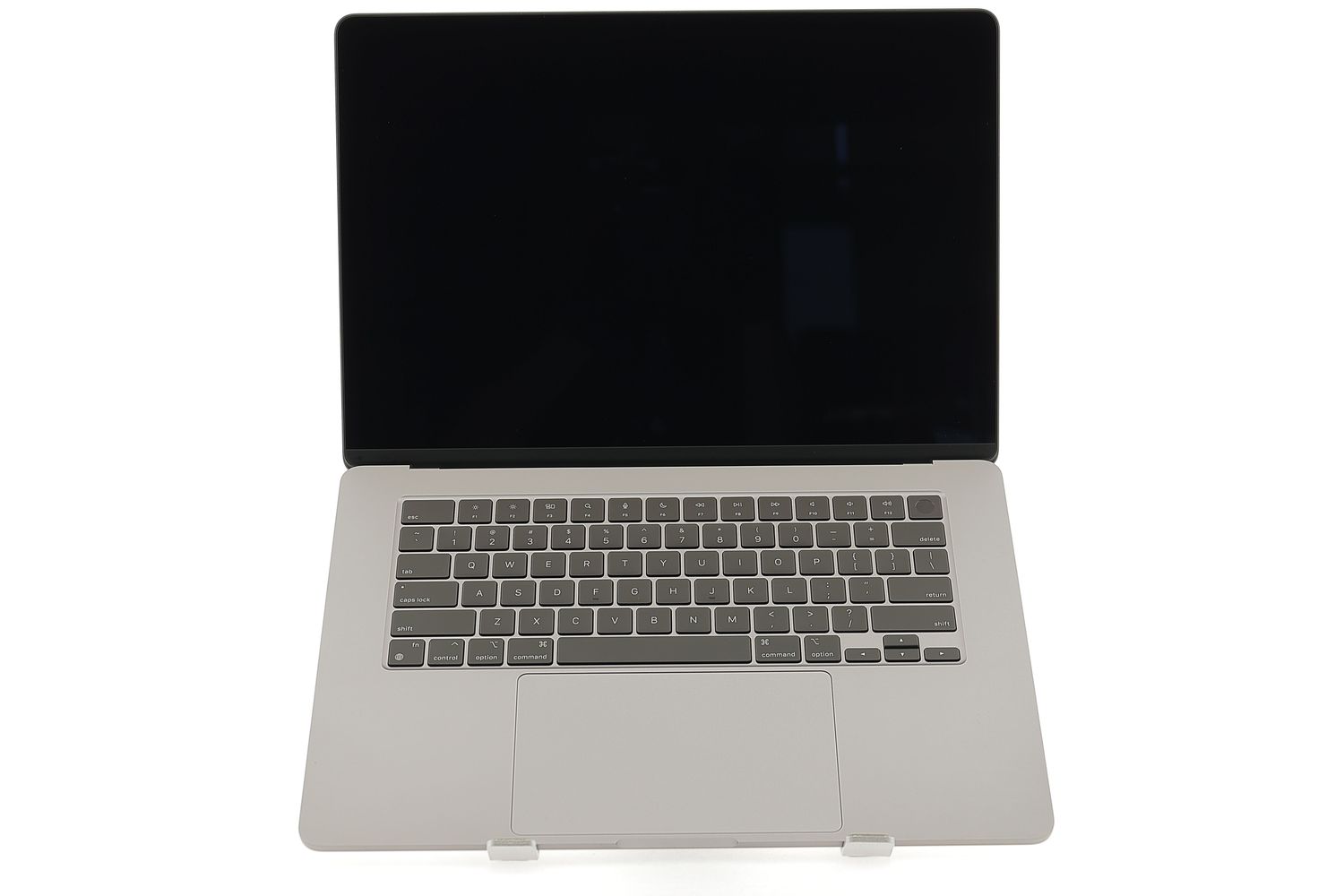 Apple MacBook Air 15″ 2024, M3 8 Cores, 8 GB, 10 core GPU 256 GB Silver - Като нов