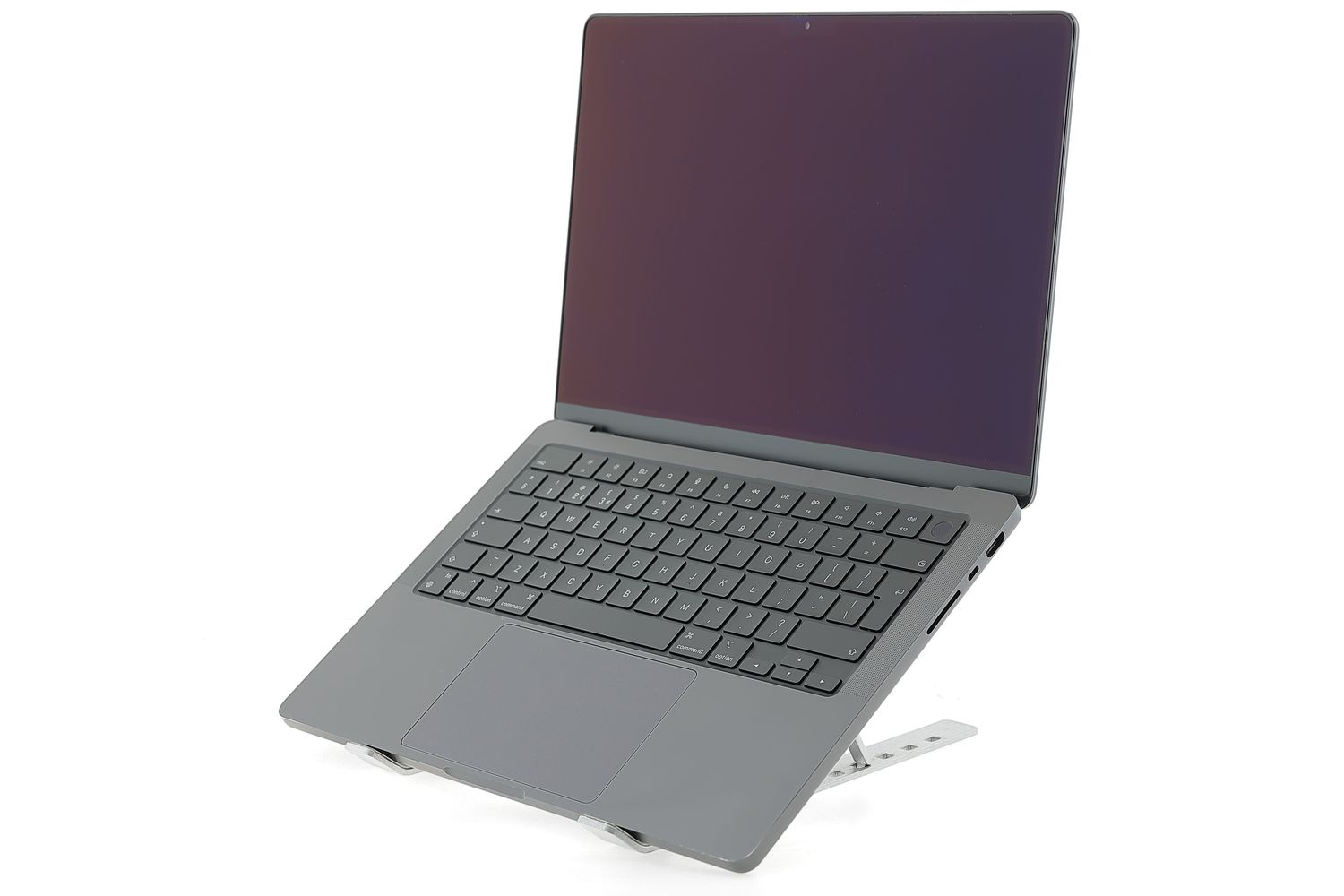 Apple MacBook Pro 14″ 2023, M3 Pro 11 Cores, 18 GB, 14 core GPU 512 GB Space Black - Kiváló