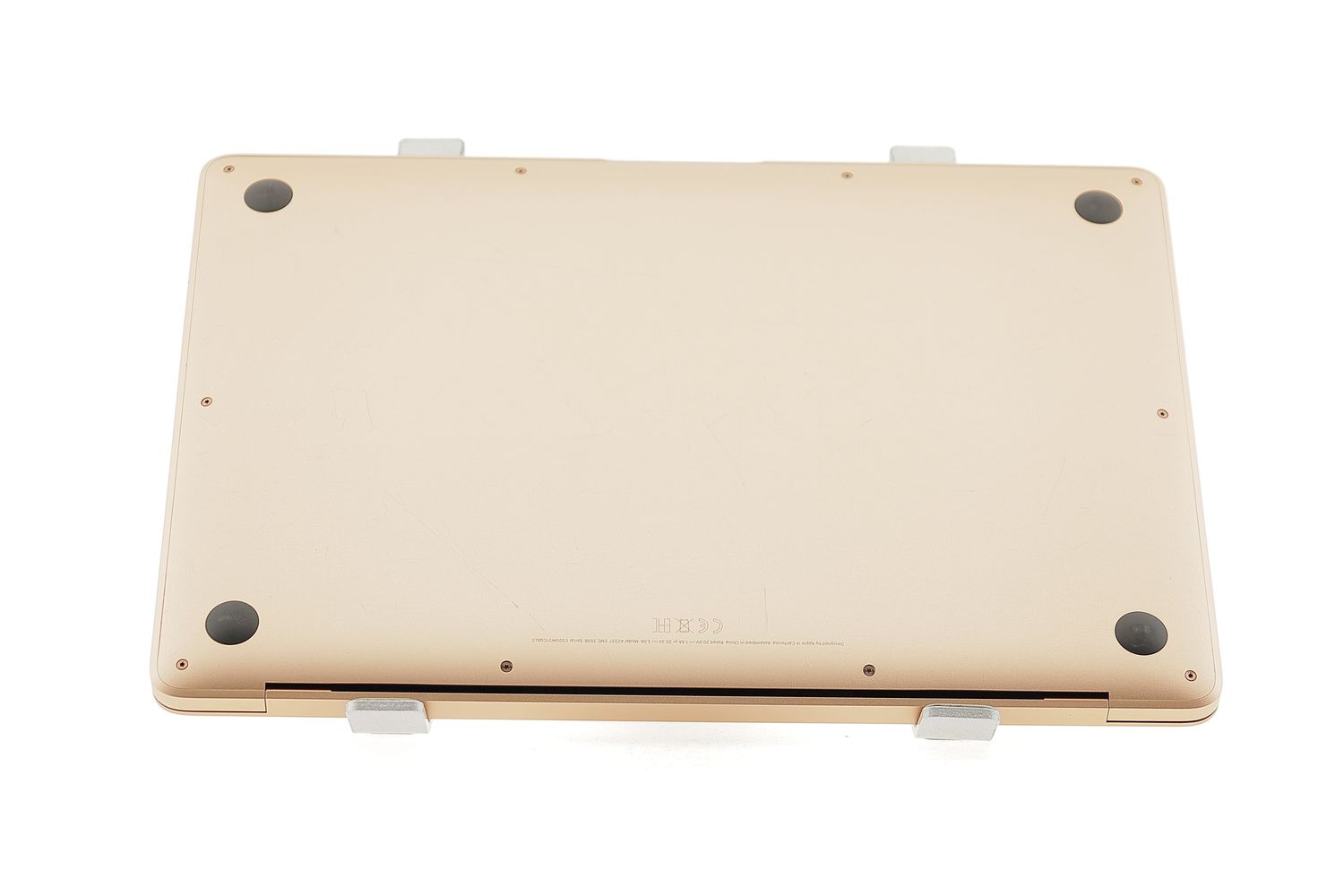 Apple MacBook Air 13″ 2020, M1 8 Cores, 8 GB, 7 core GPU 256 GB Gold - Excelent