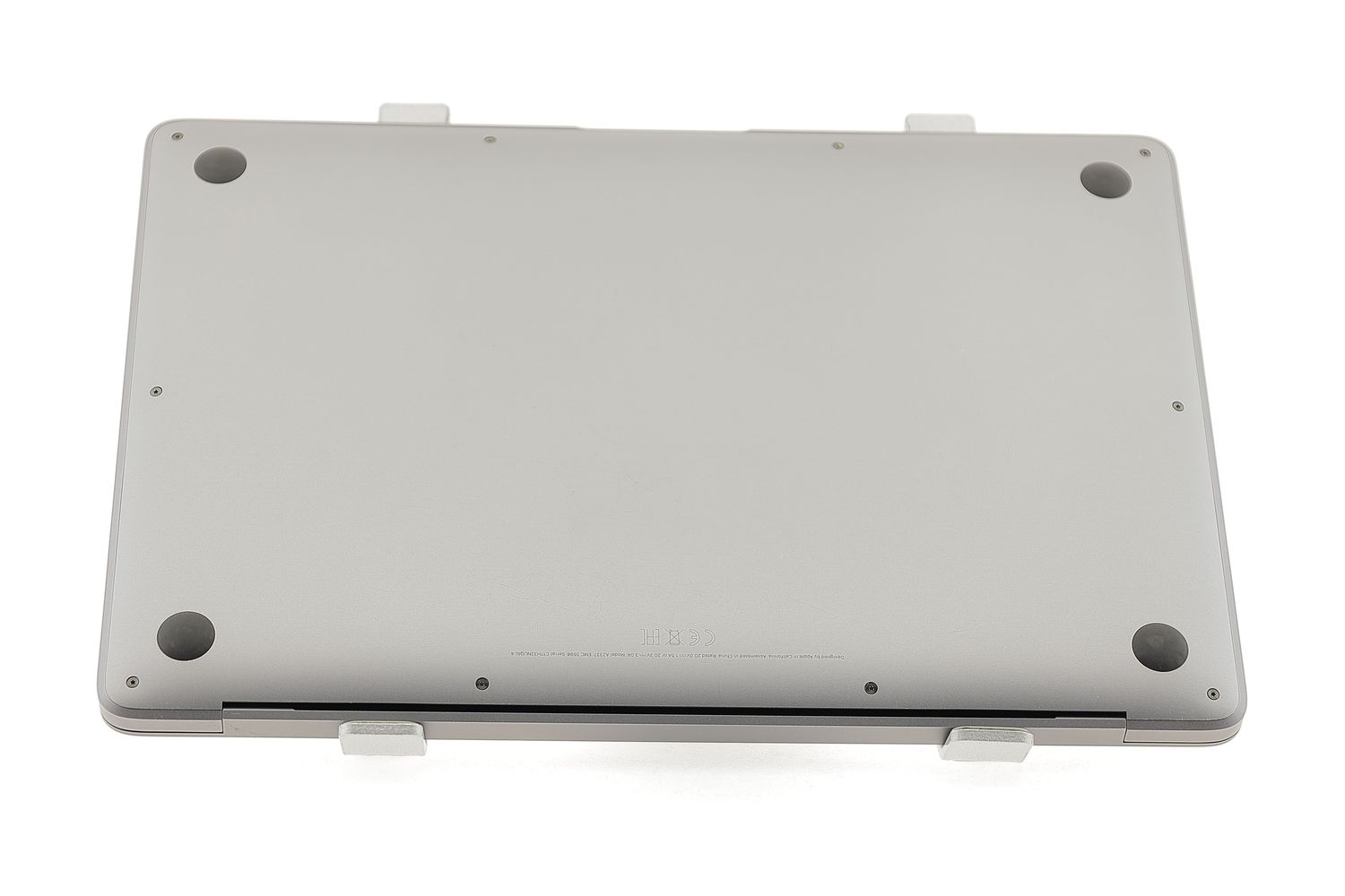 Apple MacBook Air 13″ 2020, M1 8 Cores, 8 GB, 7 core GPU 256 GB Space Gray - Excelent
