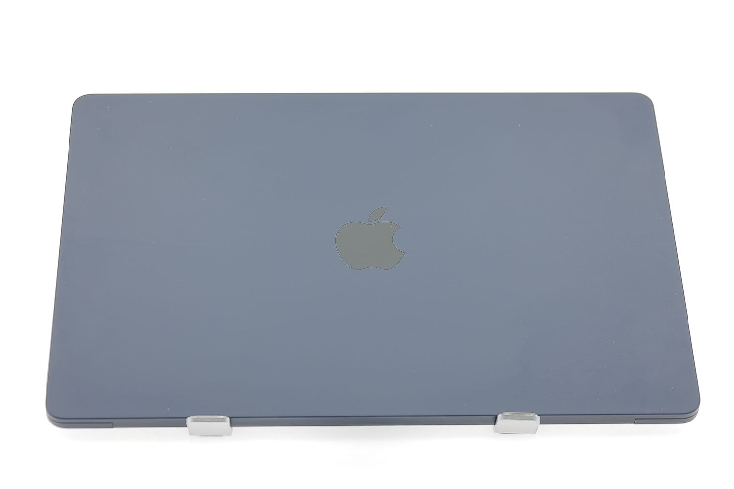 Apple MacBook Air 15″ 2023, M2 8 Cores, 8 GB, 10 core GPU 256 GB Midnight - Nagyon jó