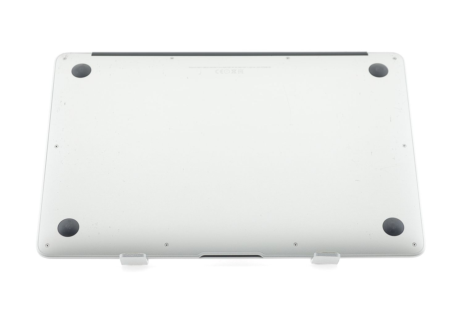 Apple MacBook Air 13″ 2017, i5 1.8 GHz, 8 GB, HD Graphics 6000 128 GB Silver - Отлично