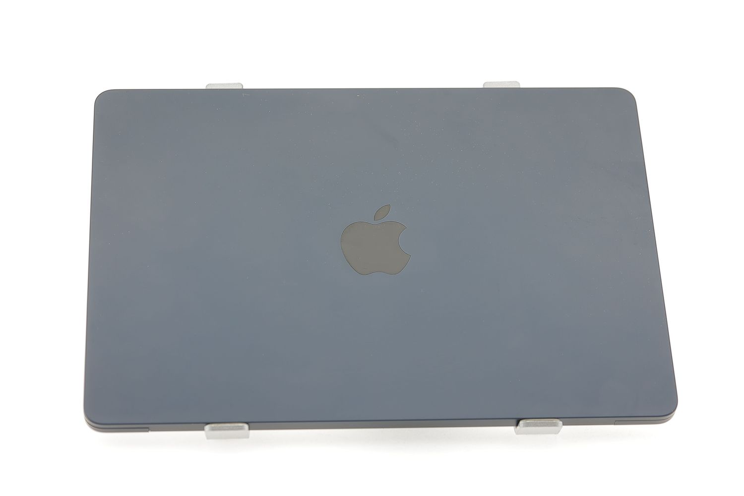 Apple MacBook Air 13″ 2022, M2 8 Cores, 8 GB, 10 core GPU 512 GB Midnight - Ca nou