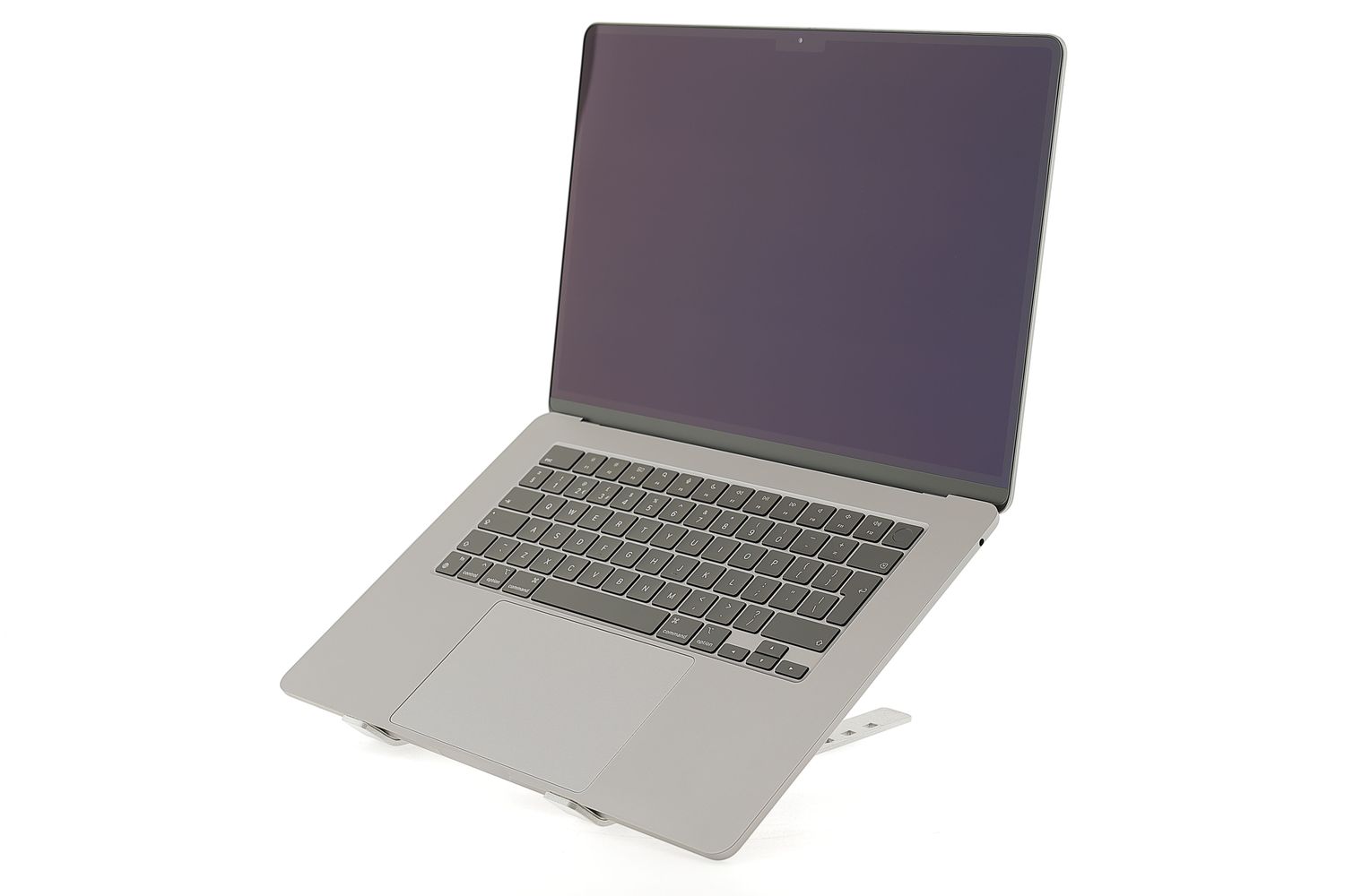 Apple MacBook Air 15″ 2023, M2 8 Cores, 8 GB, 10 core GPU 256 GB Space Gray - Ca nou