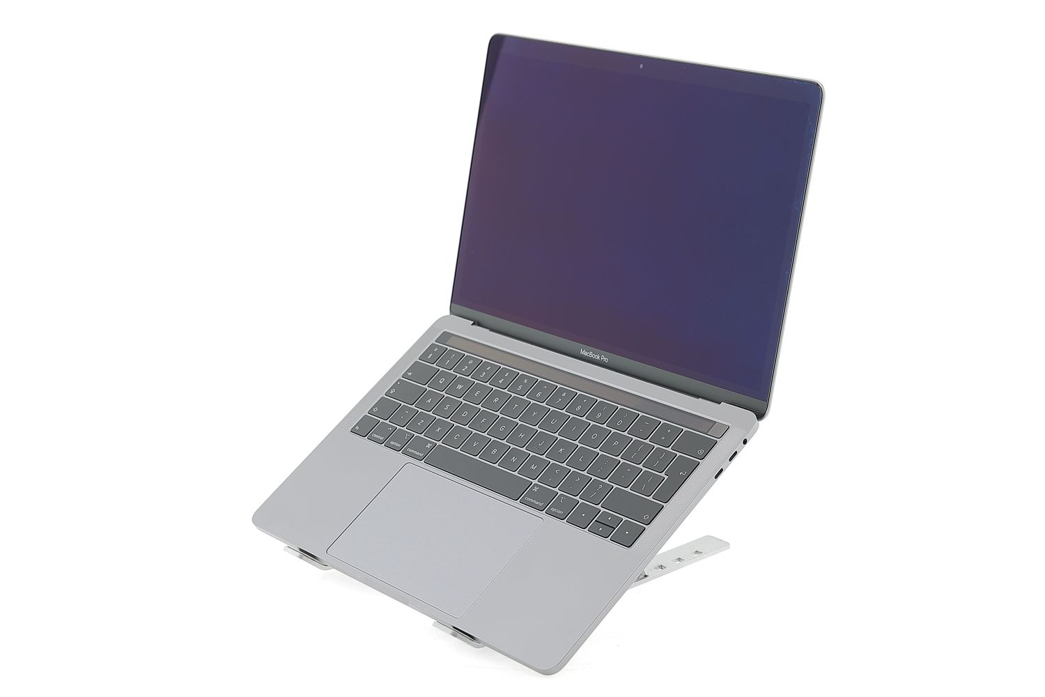 Apple MacBook Pro 13″ Touch Bar 2019, i7 2.8 GHz, 16 GB, Intel Iris Plus Graphics 655 256 GB Space Gray