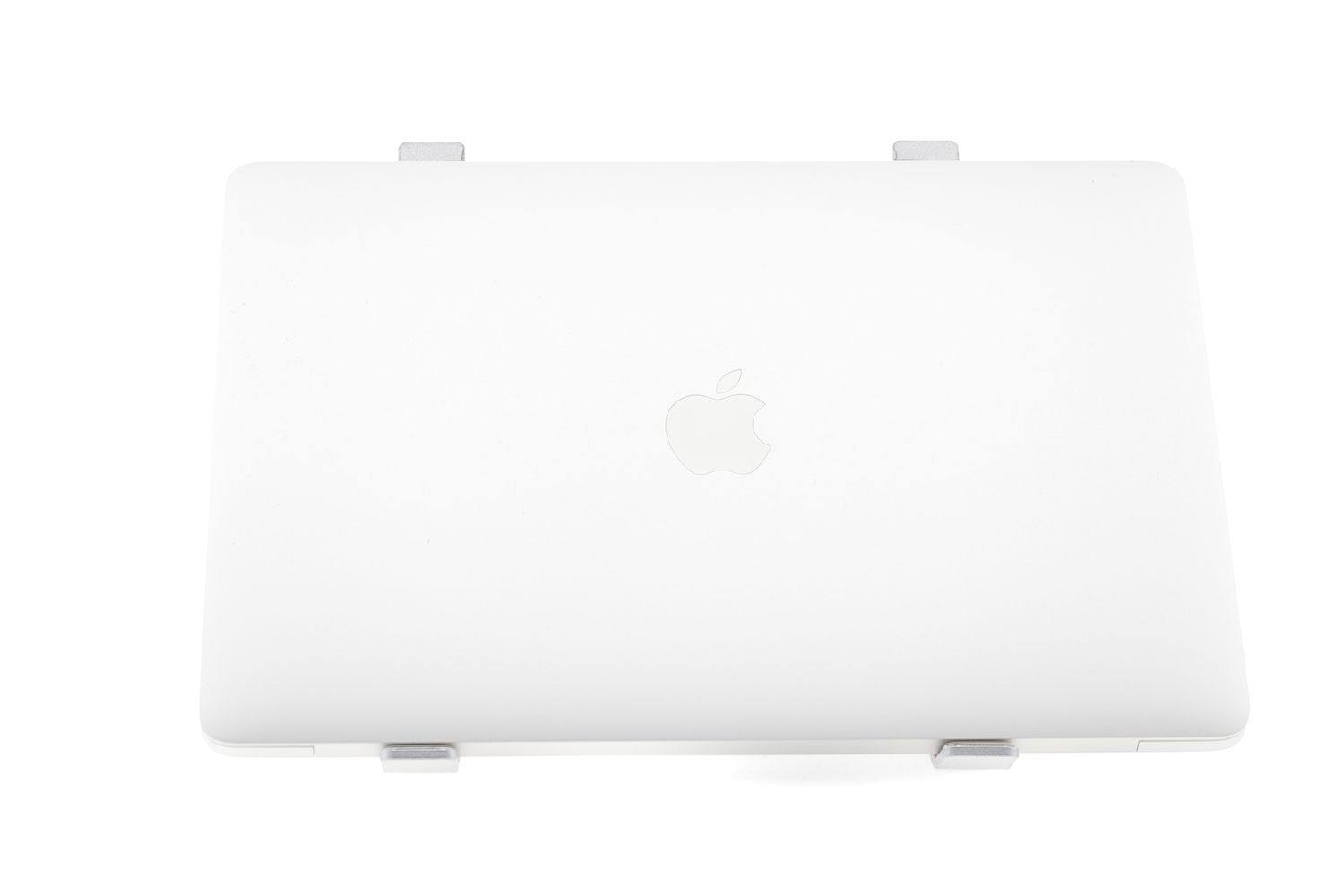 Apple MacBook Air 13″ 2020, M1 8 Cores, 8 GB, 7 core GPU 256 GB Silver - Kiváló